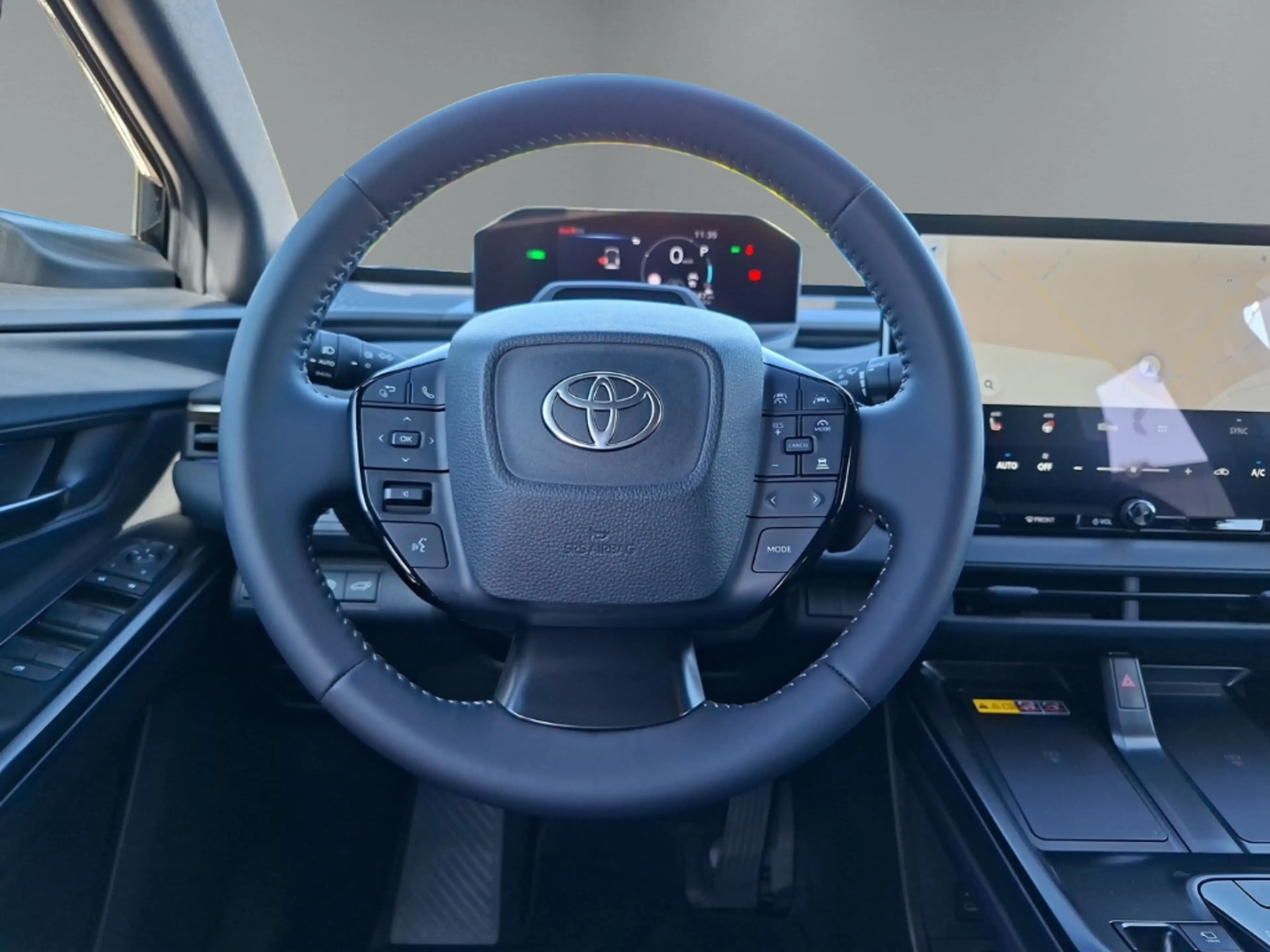 Toyota bZ4X FWD Teamplayer Navi 360 Kamera LED El. Heckklappe — photo 14