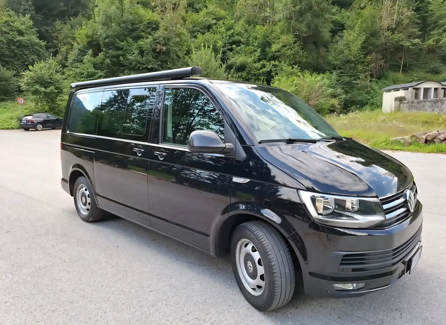 Volkswagen T6 Caravelle - 2