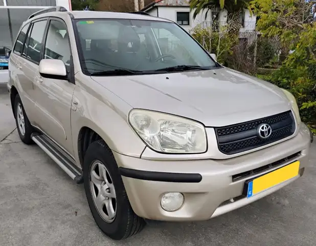 Toyota RAV 4 1.8 Luna