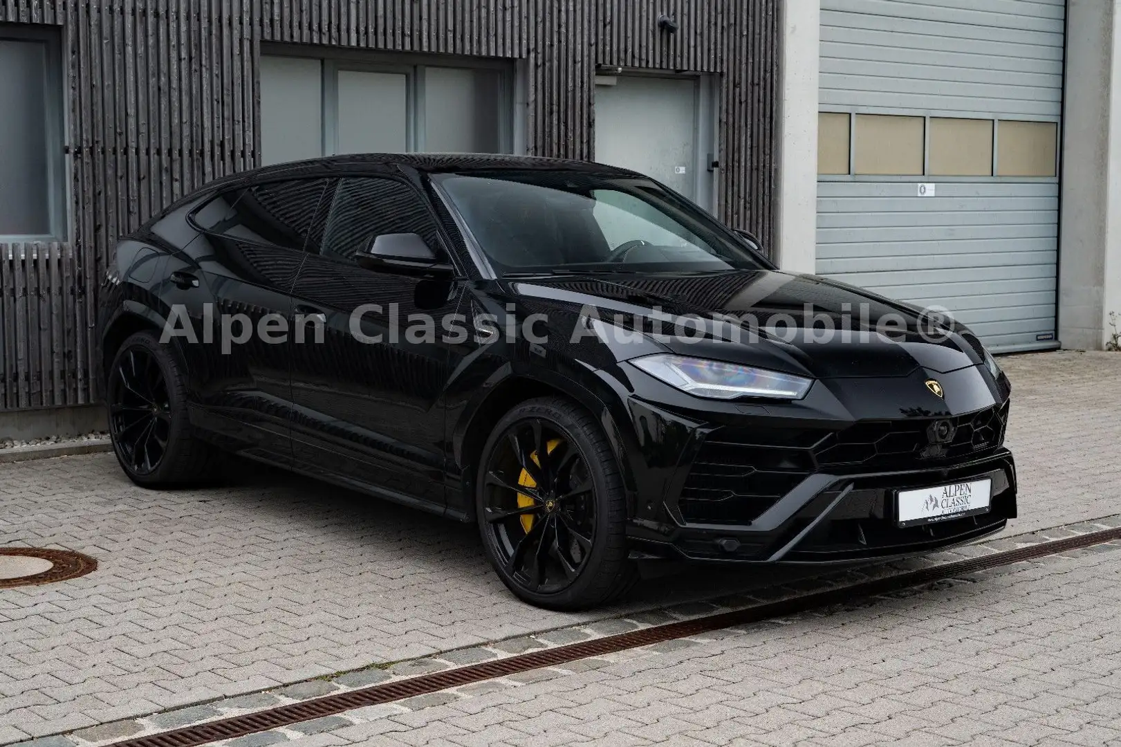 Lamborghini Urus 4.0 V8 B&O, Akrapovic, Lenkradheizung, HUD Nero - 1