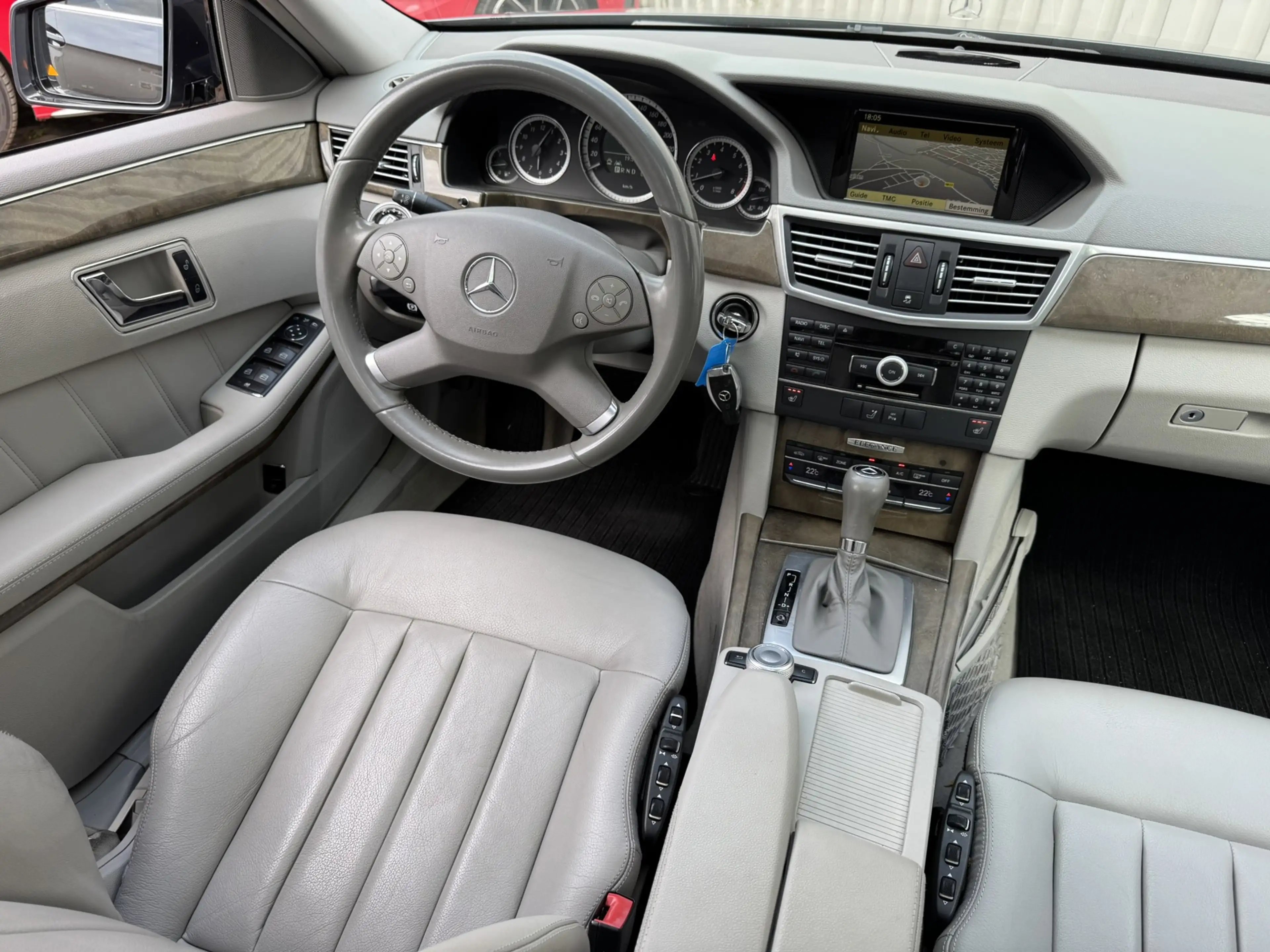 Mercedes-Benz E 250 CGI Avantgarde Schuifdak Stoelverw — photo 15