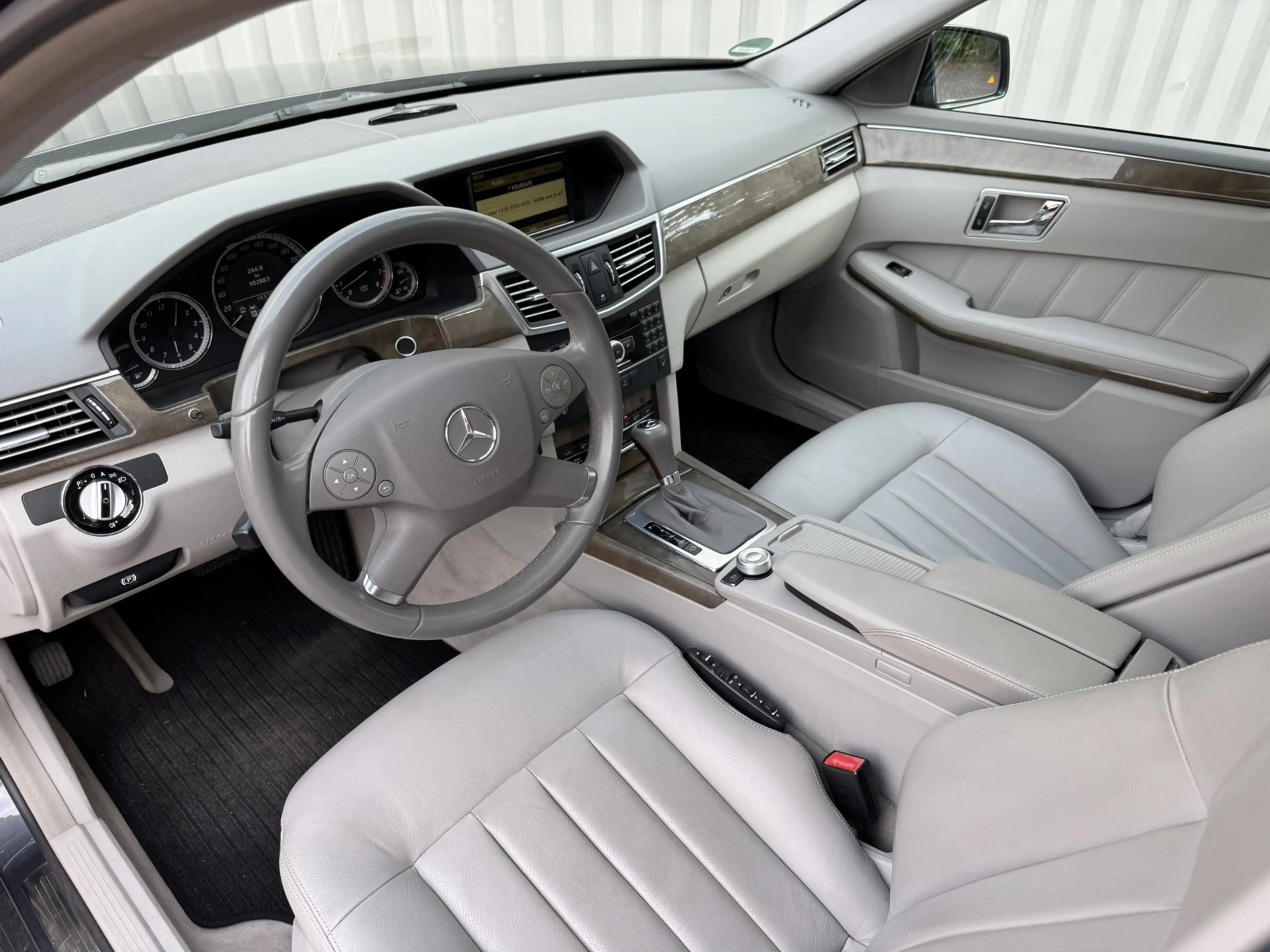 Mercedes-Benz E 250 CGI Avantgarde Schuifdak Stoelverw — photo 3