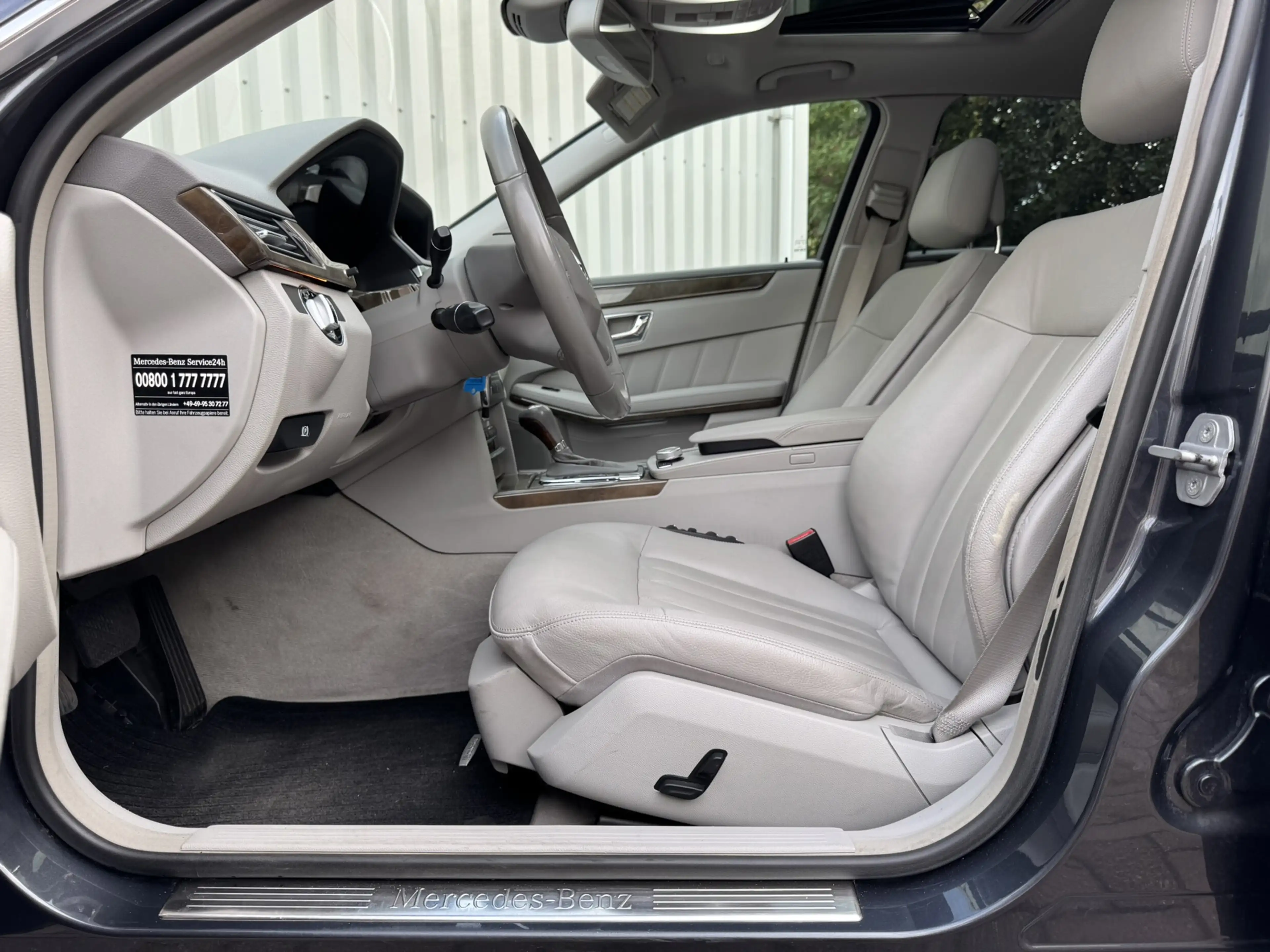 Mercedes-Benz E 250 CGI Avantgarde Schuifdak Stoelverw — photo 4