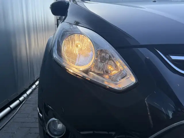 Ford C-Max view 10