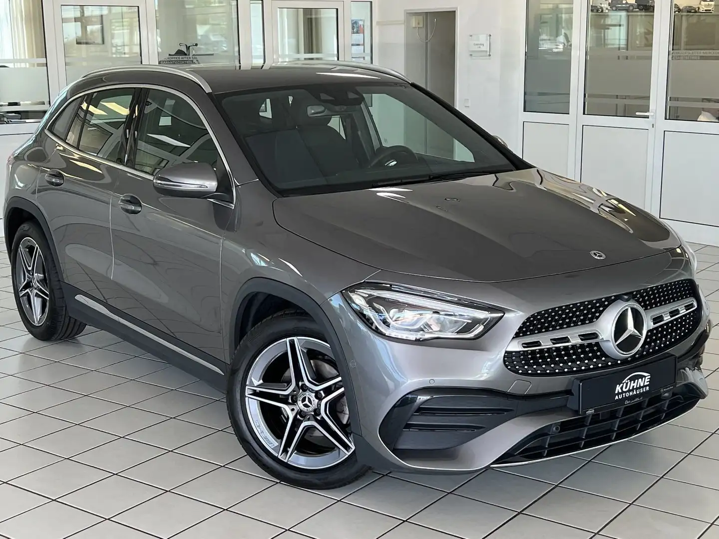 Mercedes-Benz GLA 180 Premium AMG -VARIE DISPONIBILITA' E COLORI Šedá - 1