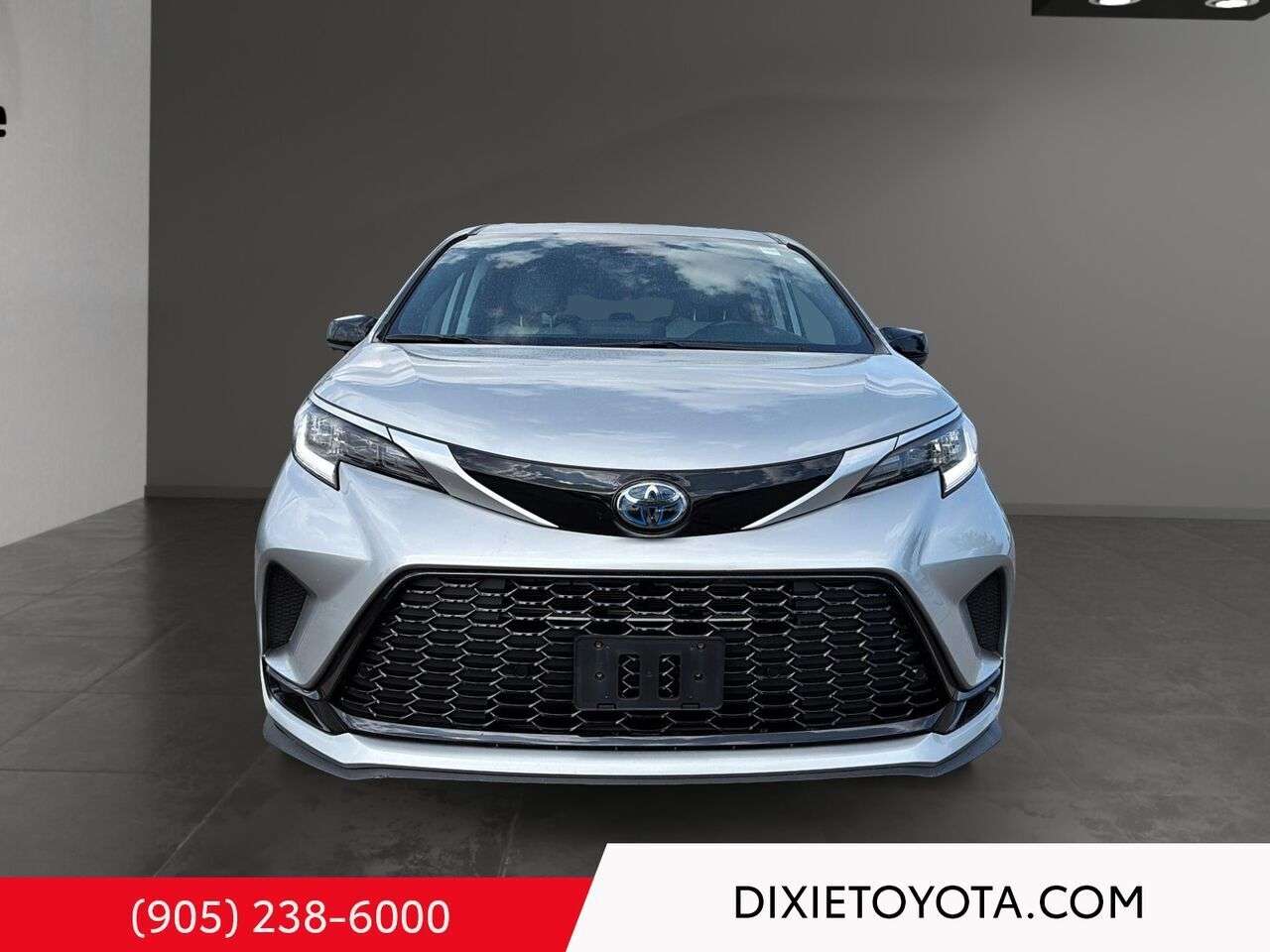 2021 Toyota Sienna HYBRID XSE FWD Hybrid XSE FWD / CLEAN CARFAX / — снимка 1