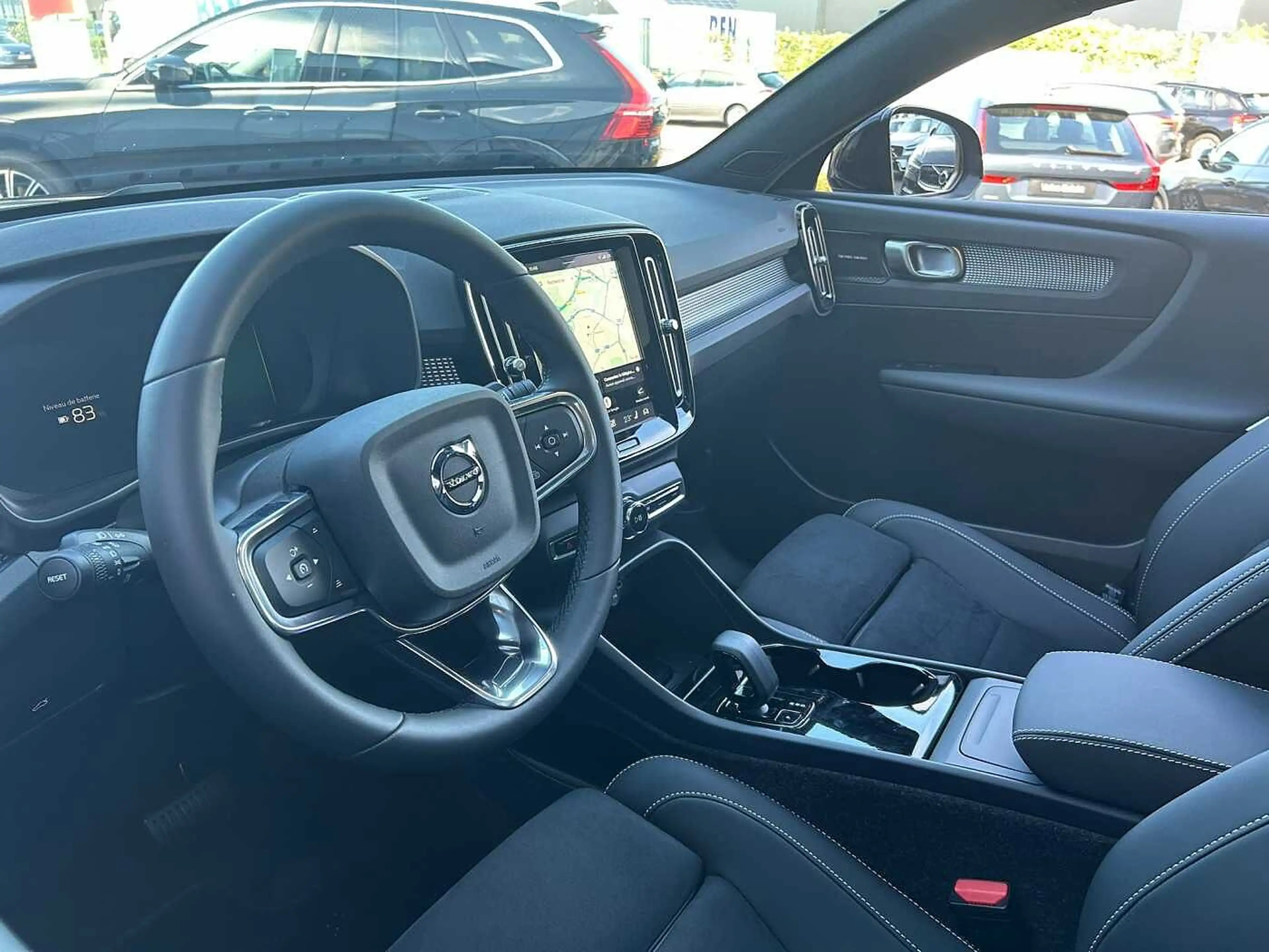 Volvo EC40 Black Edition, Grande Autonomie — photo 6