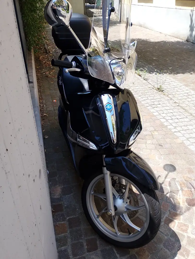 Piaggio Liberty 150 Euro 5 - ABS Zwart - 1