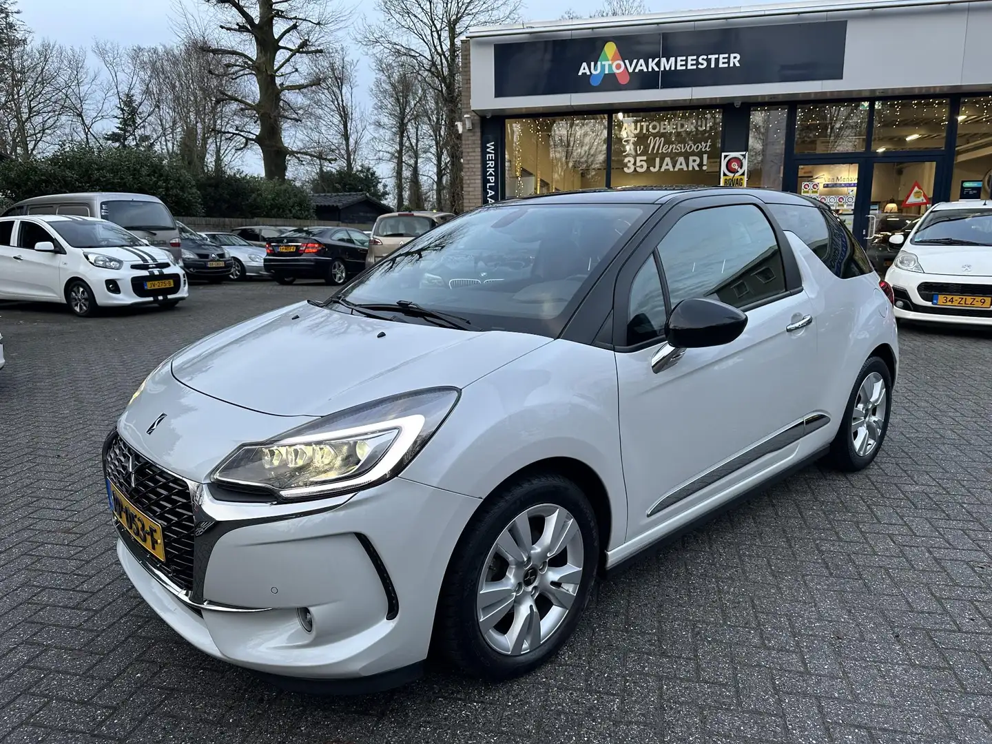 DS Automobiles DS 3 1.2 PureTech 110PK So Chic 2eEig|Navi|LED|CarPlay| Weiß - 2