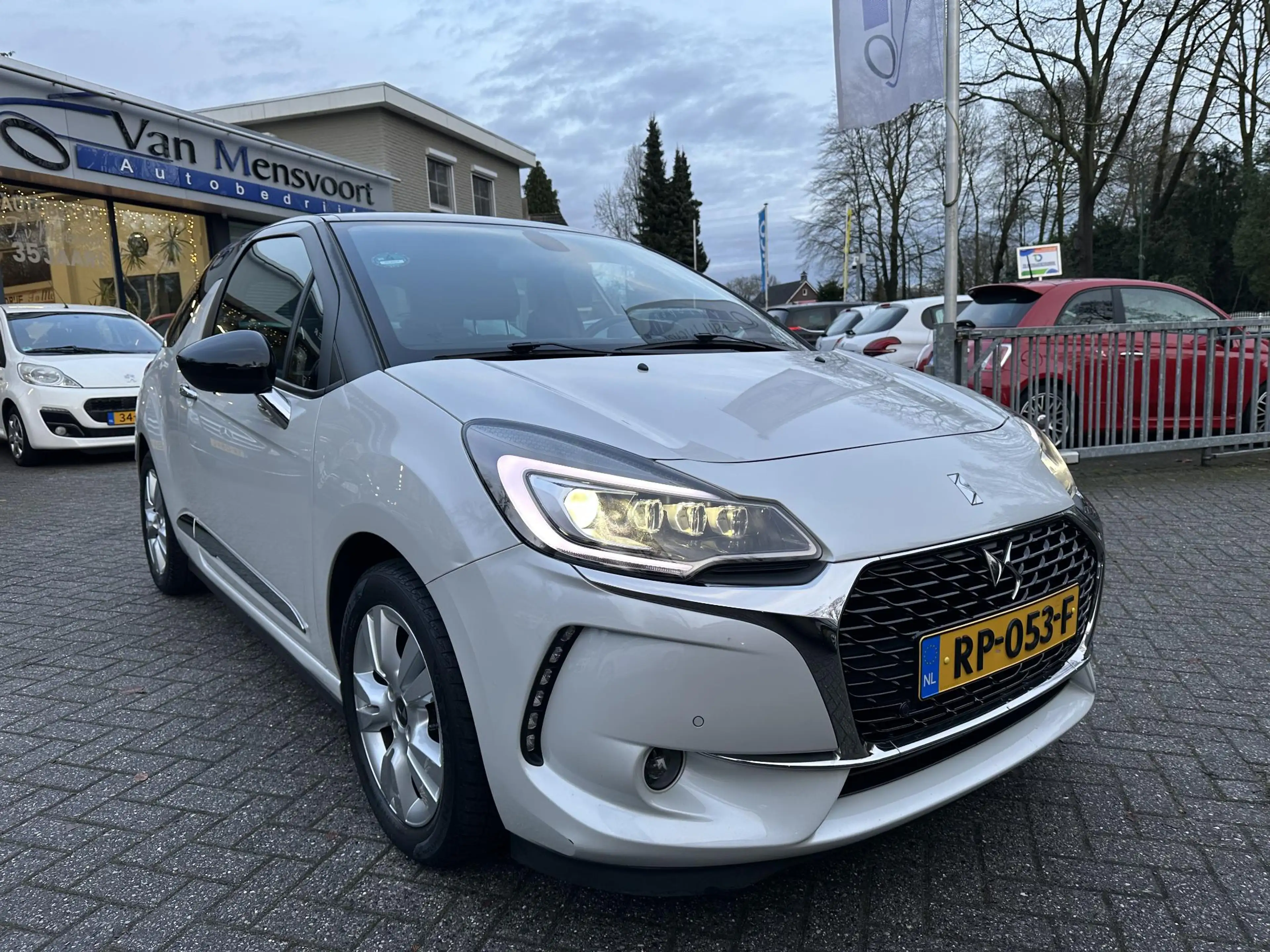 DS Automobiles DS 3 1.2 PureTech 110PK So Chic 2eEig|Navi|LED|CarPlay| — photo 6