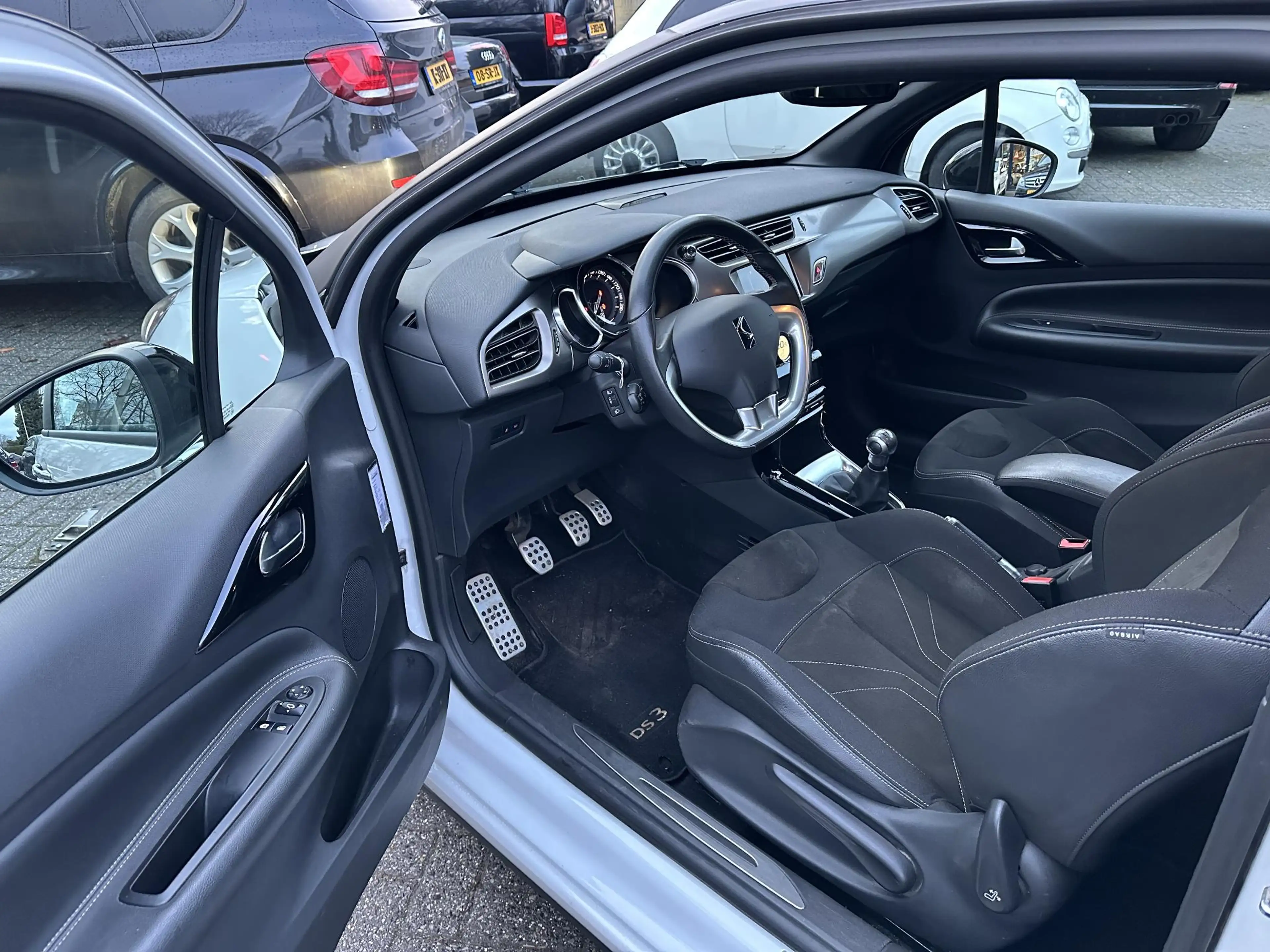 DS Automobiles DS 3 1.2 PureTech 110PK So Chic 2eEig|Navi|LED|CarPlay| — photo 11