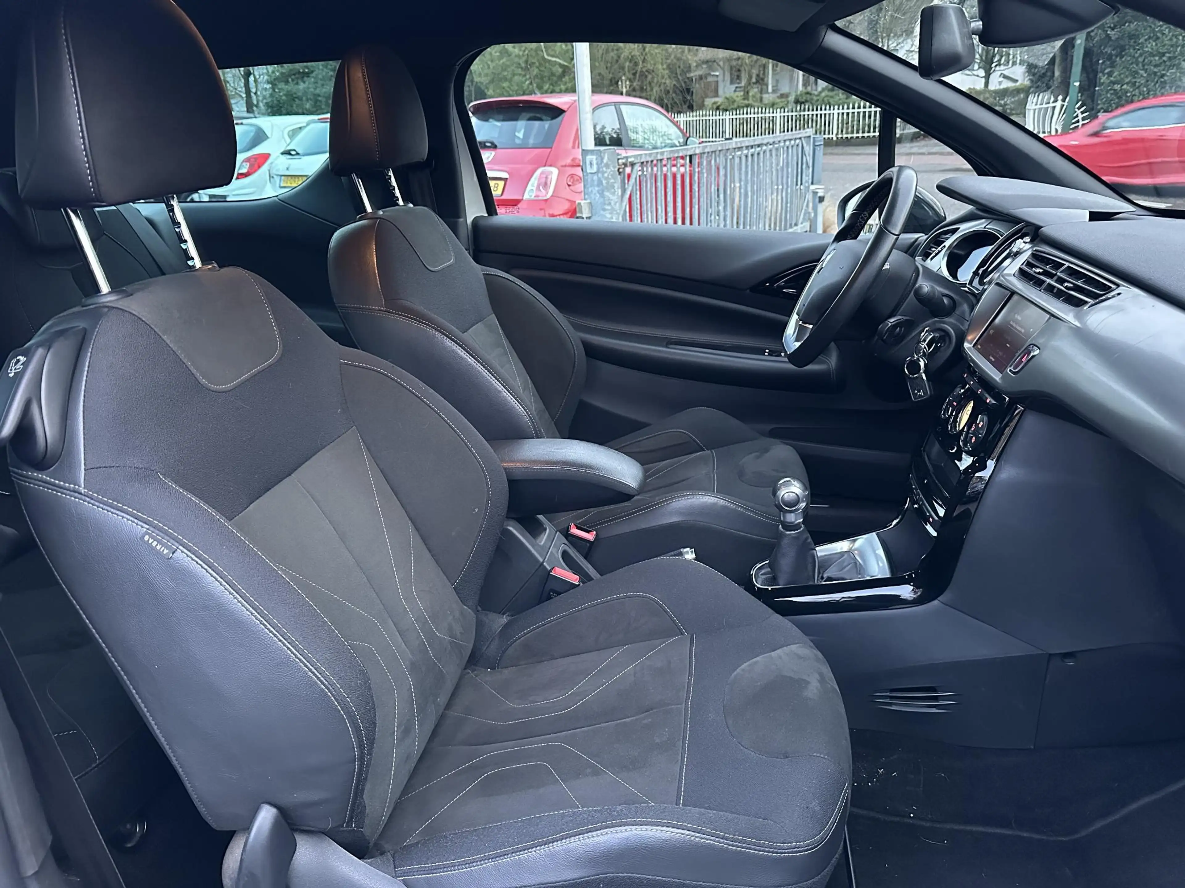 DS Automobiles DS 3 1.2 PureTech 110PK So Chic 2eEig|Navi|LED|CarPlay| — photo 10