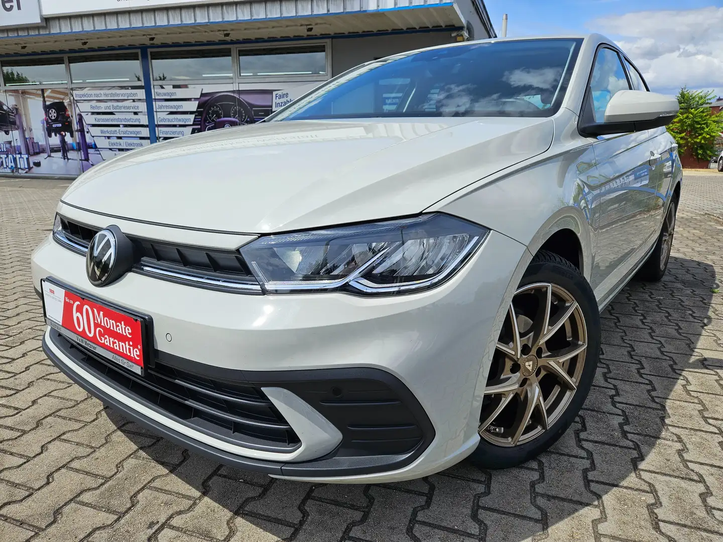 Volkswagen Polo Life! Echt schicker Stadtflitzer! Gris - 1