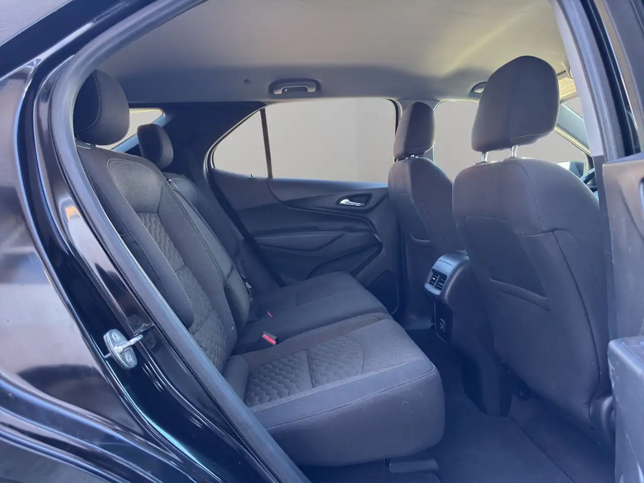 Chevrolet Equinox photo Chevrolet Equinox
