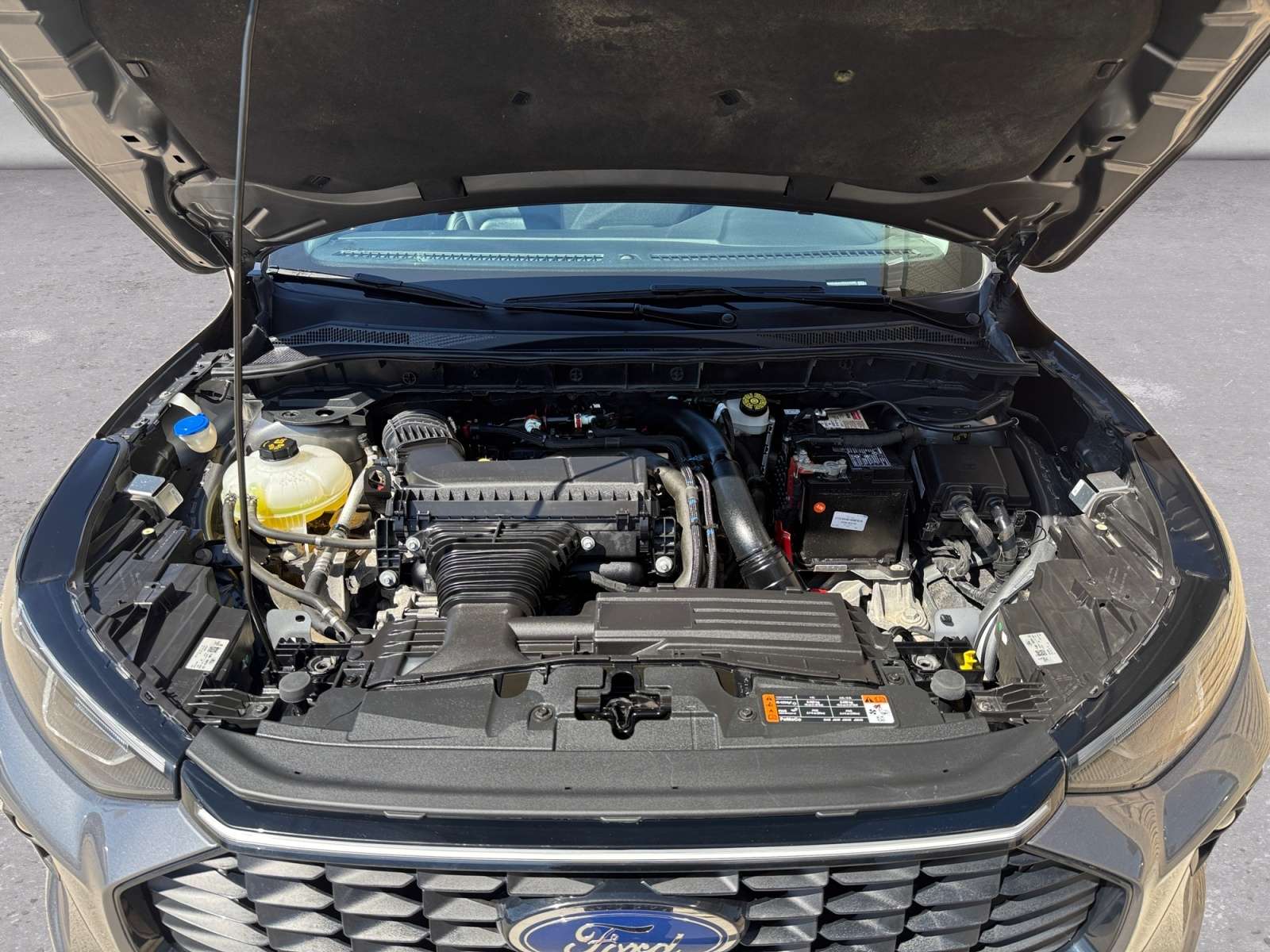 used 2024 Ford Escape car, priced at $28,499