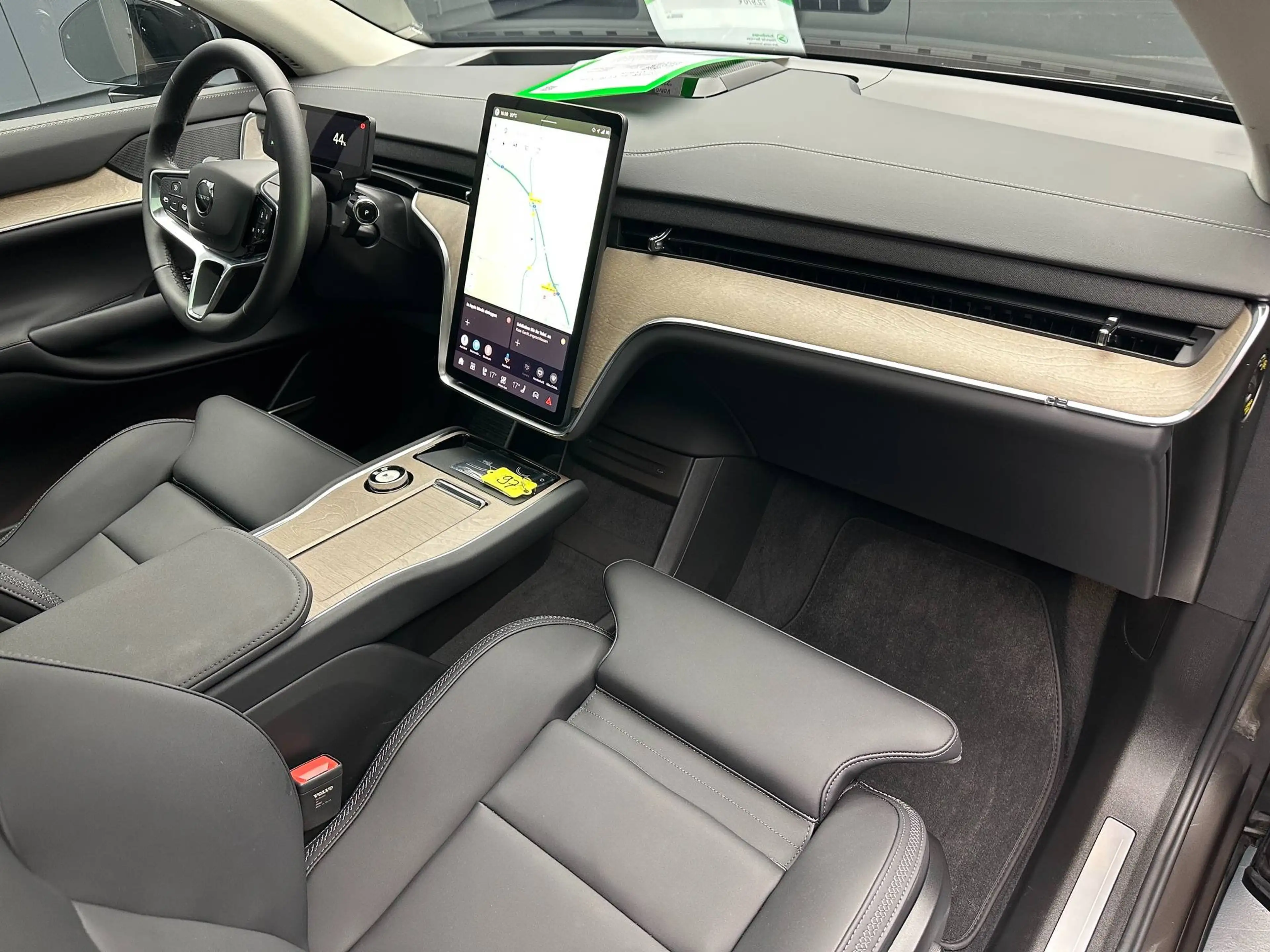 Volvo EX90 Ultra Pure Electric AWD *22Zoll*AHK*Winter-Paket*7-SITZE* — photo 12