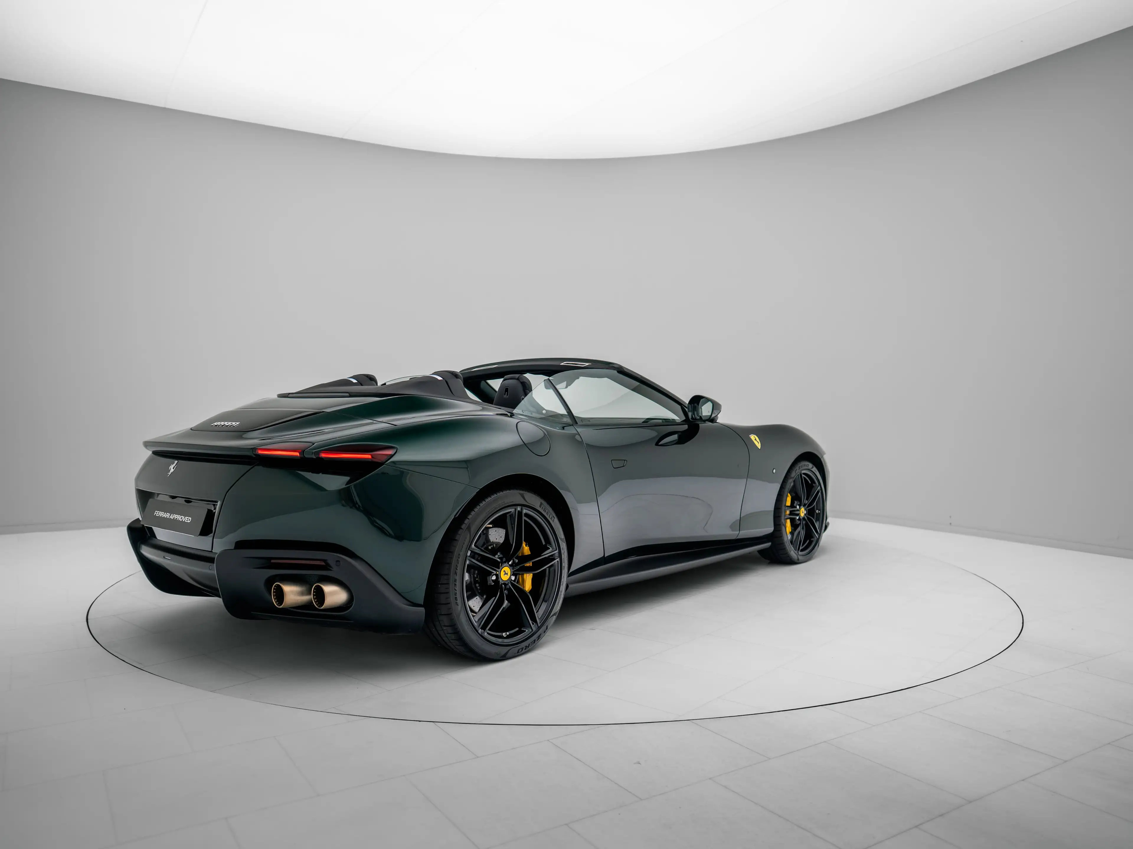 Ferrari Roma Spider - FERRARI HAMBURG — photo 5