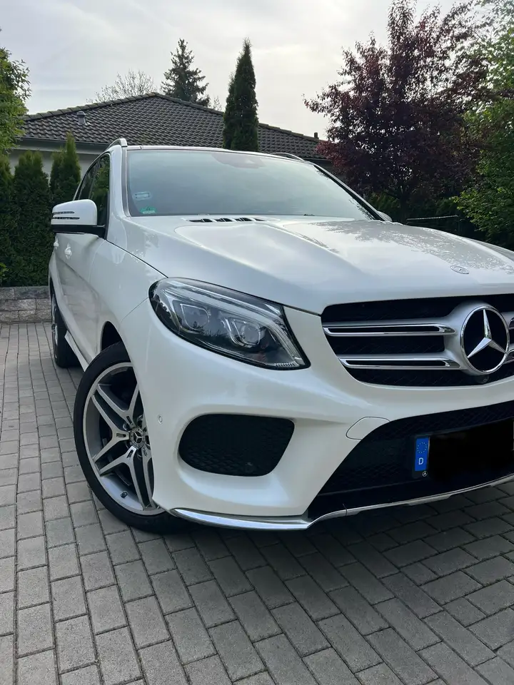 Mercedes-Benz GLE 500