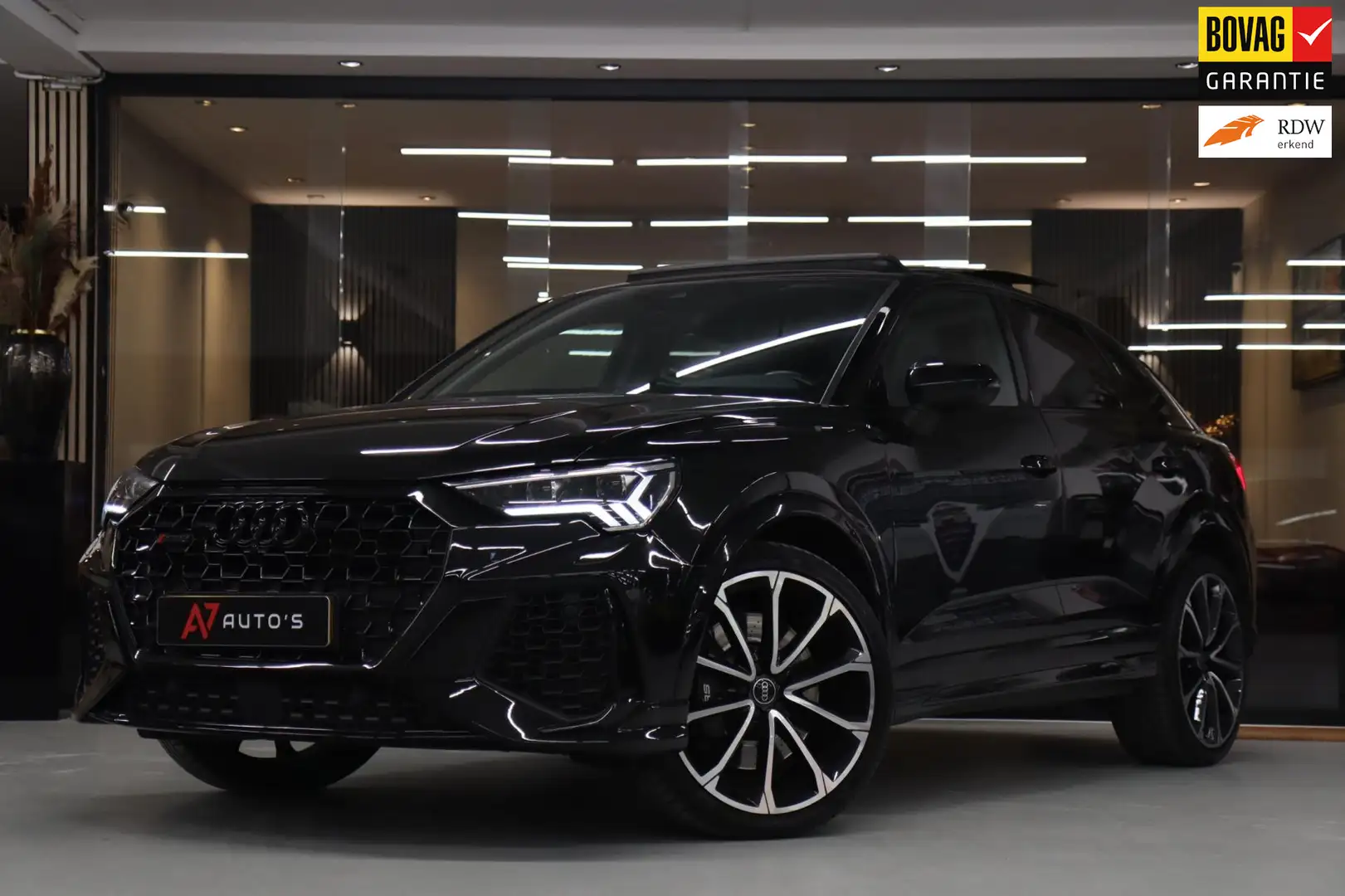 Audi RS Q3 RSQ3 Sportback TFSI Pano/Sonos/Camera/Carplay/RSSt Zwart - 1