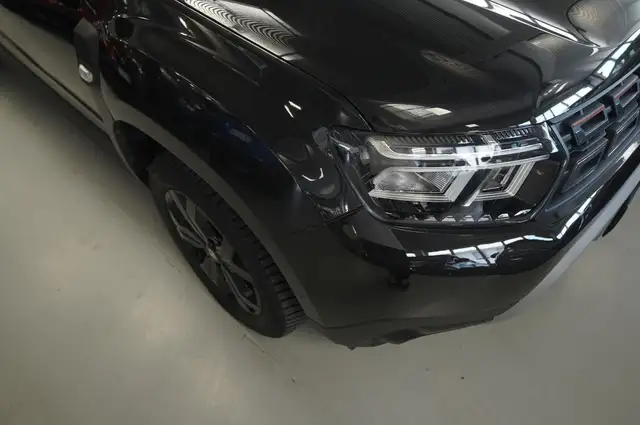 Dacia Duster view 18
