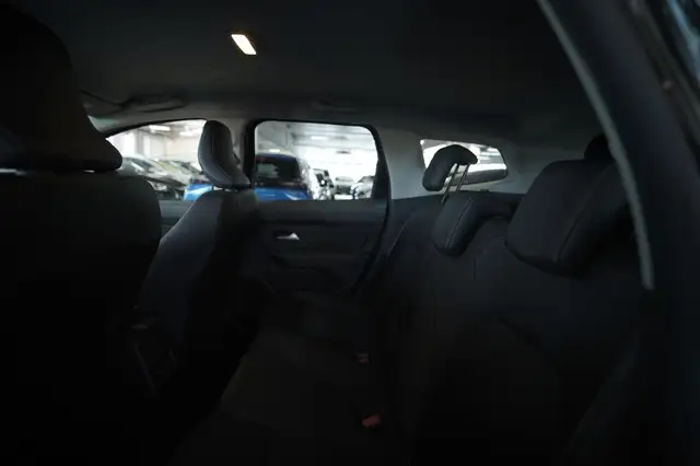 Dacia Duster view 11