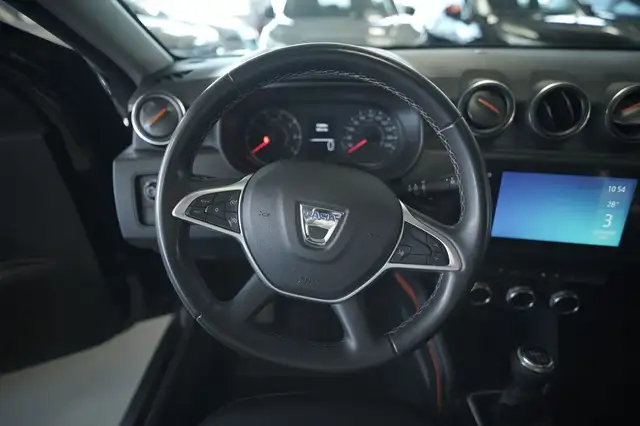 Dacia Duster view 13