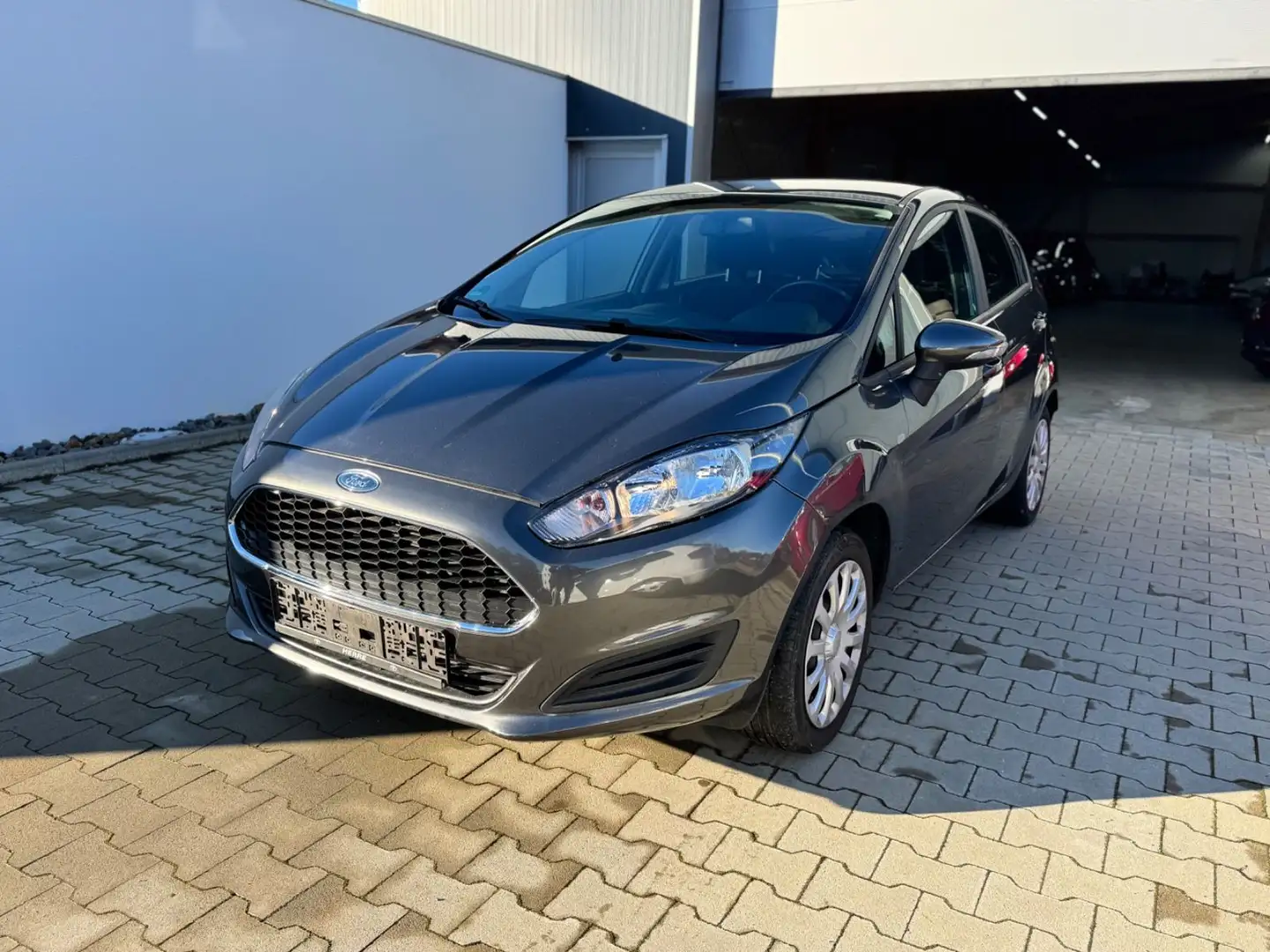 Ford Fiesta Trend/SHZ/PDC/HU Neu Grijs - 1