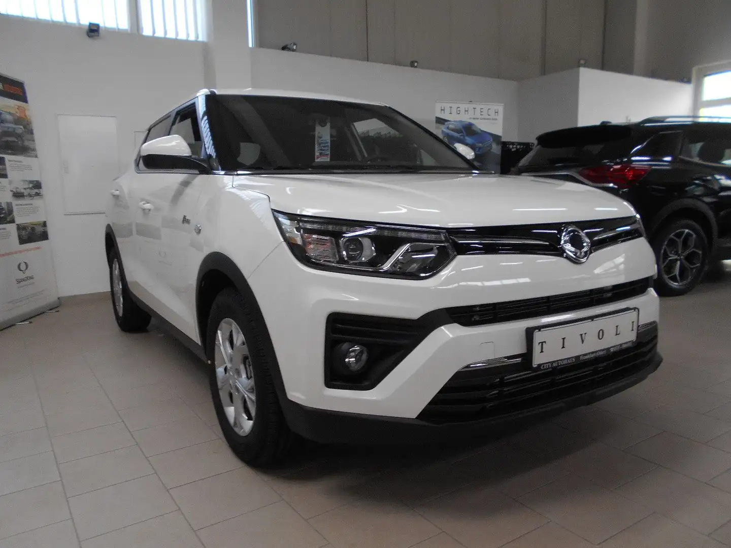 SsangYong Tivoli TIVOLI 4x4ALLRAD KLIMA TEMPOMAT PDC + KAMERA AHK Alb - 1