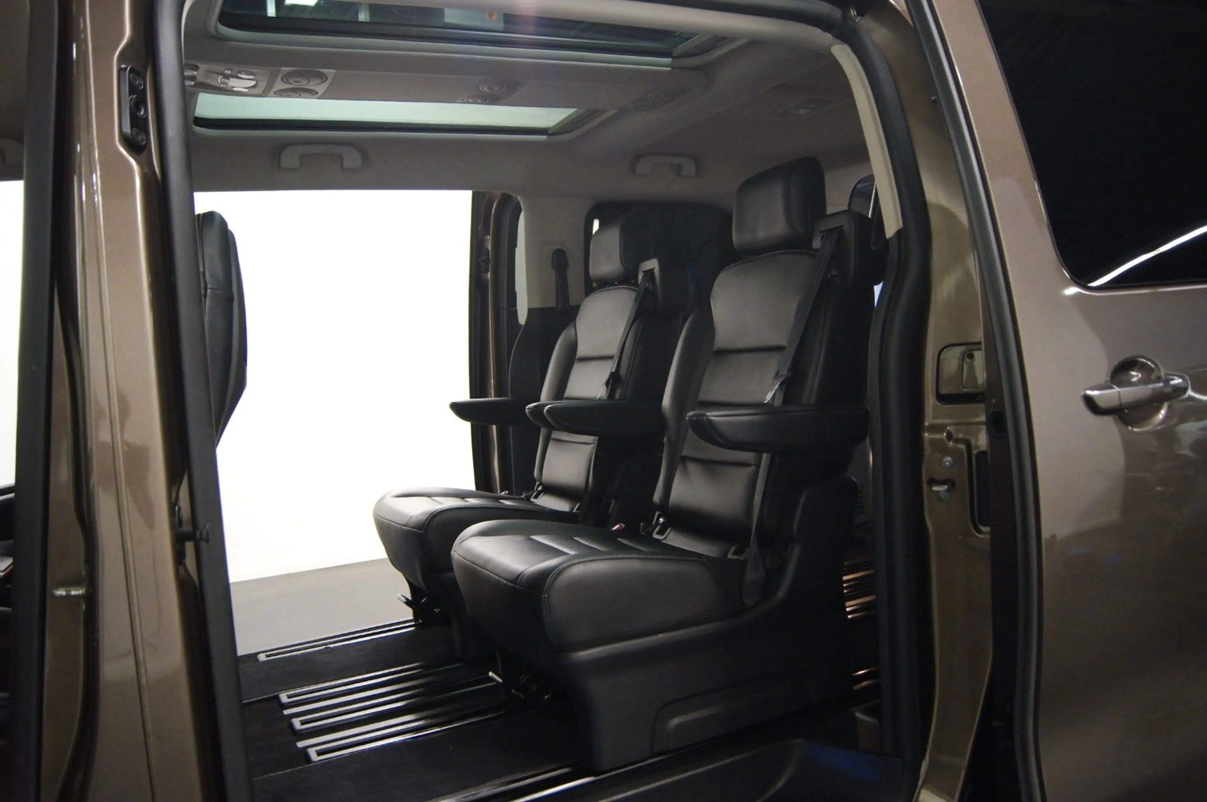 Citroen Spacetourer Business Lounge|PANO|HUD|AHK|KAMERA — photo 9