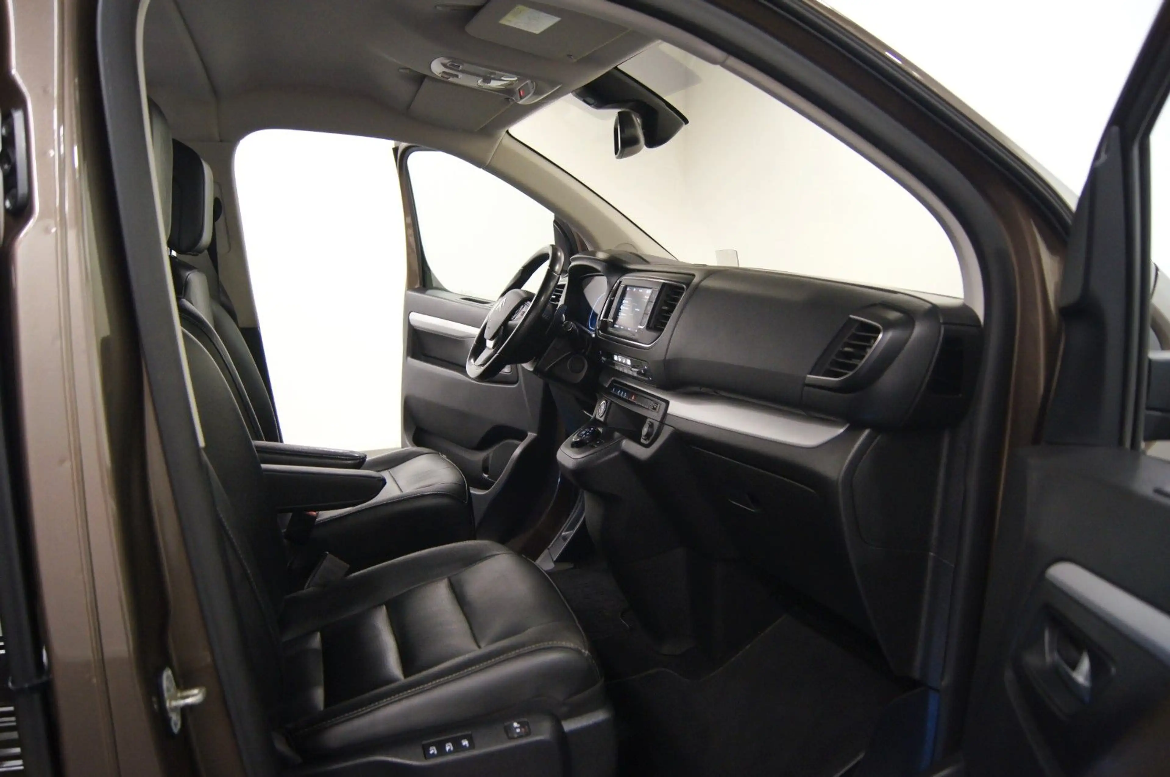 Citroen Spacetourer Business Lounge|PANO|HUD|AHK|KAMERA — photo 10