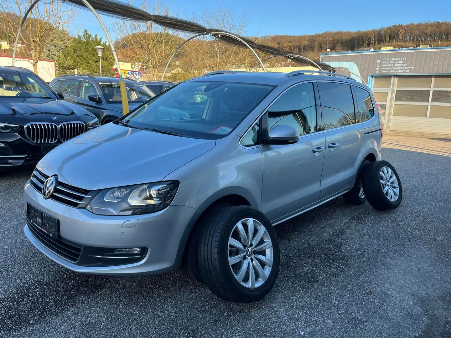 Volkswagen Sharan Business+ SCR 2,0 TDI DSG Teilleder-ACC Silber - 1