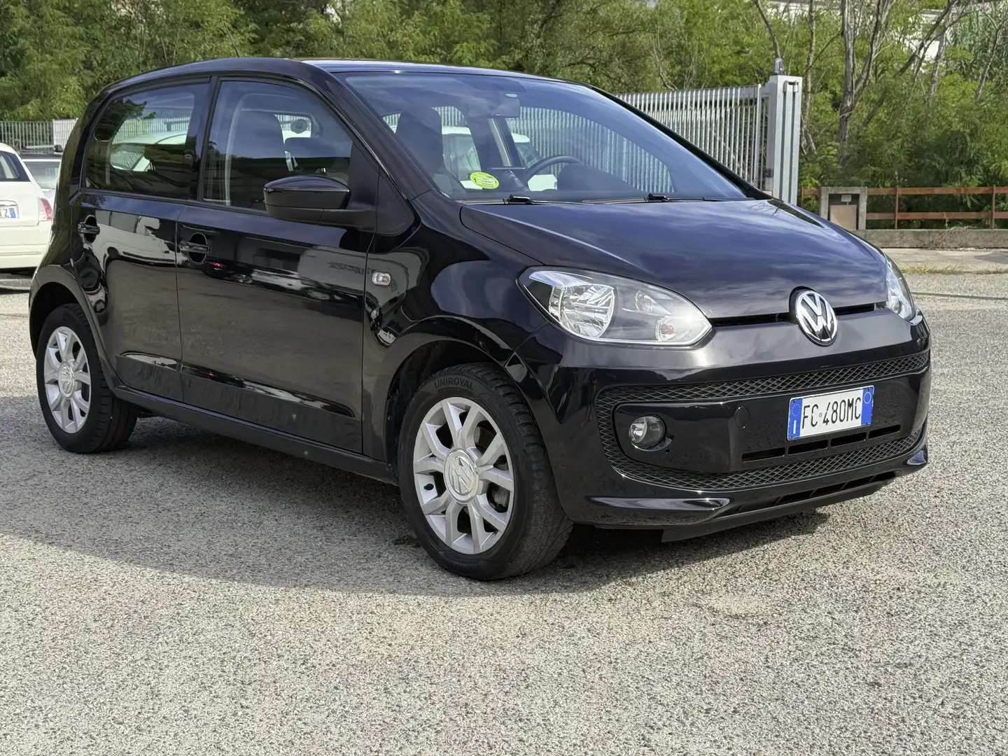 Volkswagen up! up! 2012 5p 1.0 High 75cv E6 Nero - 2
