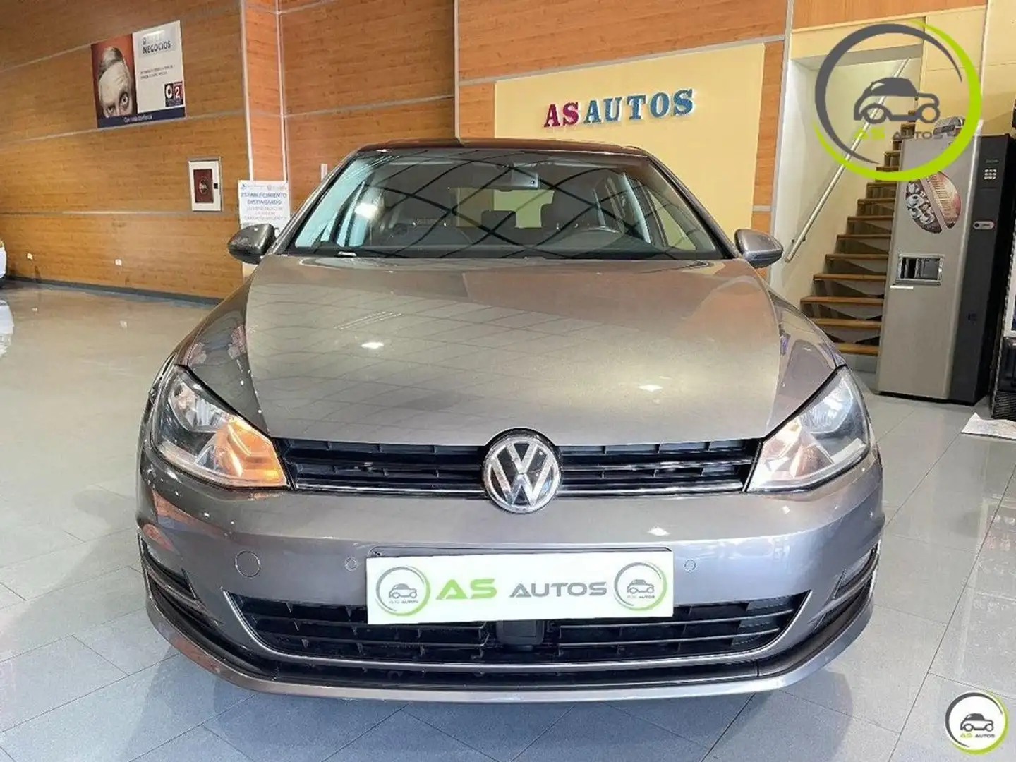 Volkswagen Golf Advance 2.0 TDI 150cv BMT Gris - 2