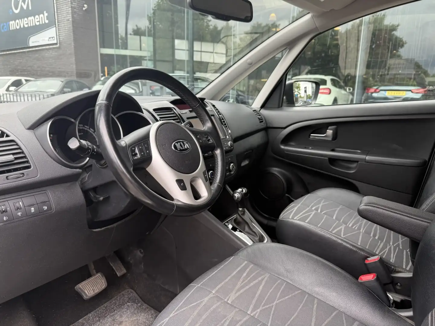 Kia Venga 1.6 CVVT DynamicPLusLine Automaat | Navi | Cruise Zilver - 2
