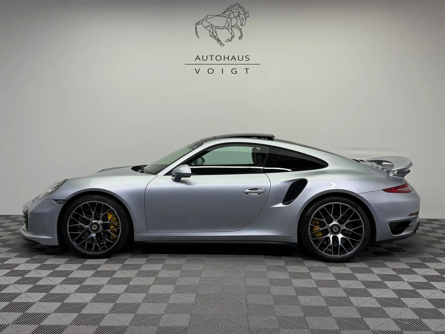 Porsche 991 Turbo S|Approved|Keramik|Pano|Burmester|PDLS+ Argent - 1