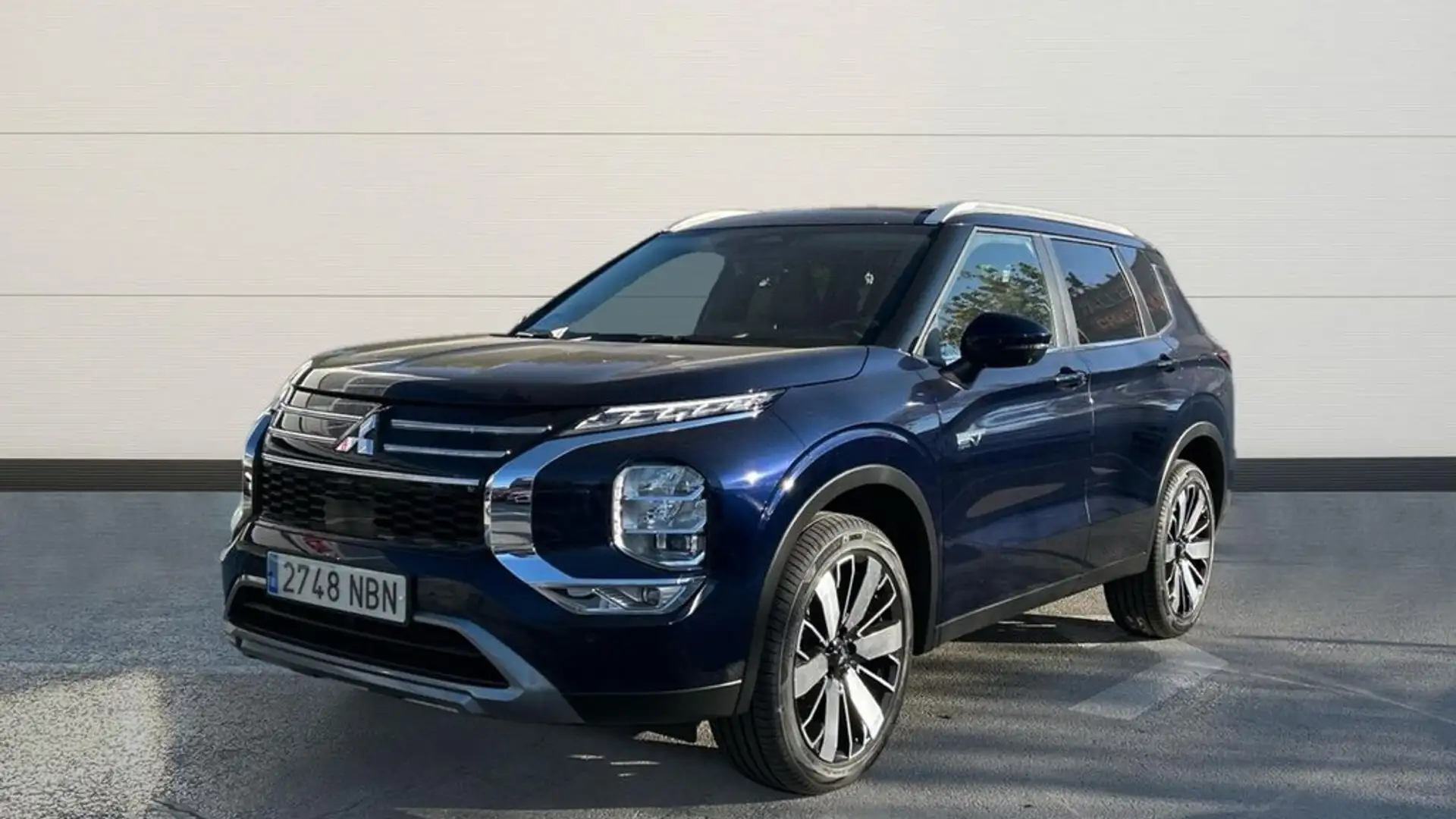 Mitsubishi Outlander 2.4 PHEV KAITEKI 306 5P Blau - 2