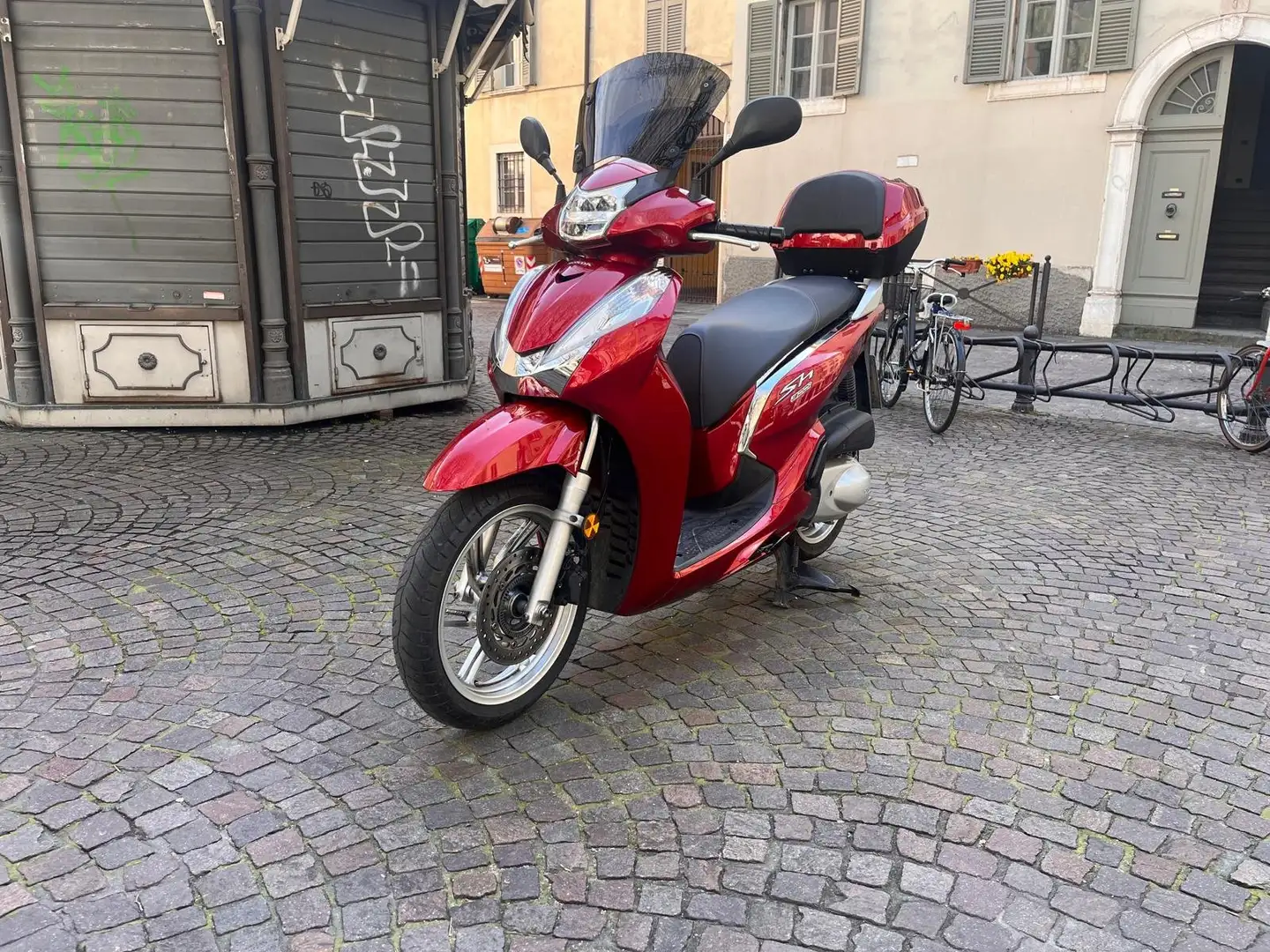 Honda SH 300 ABS Rojo - 1