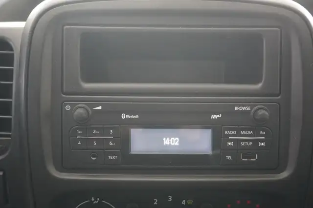 Opel Vivaro view 13