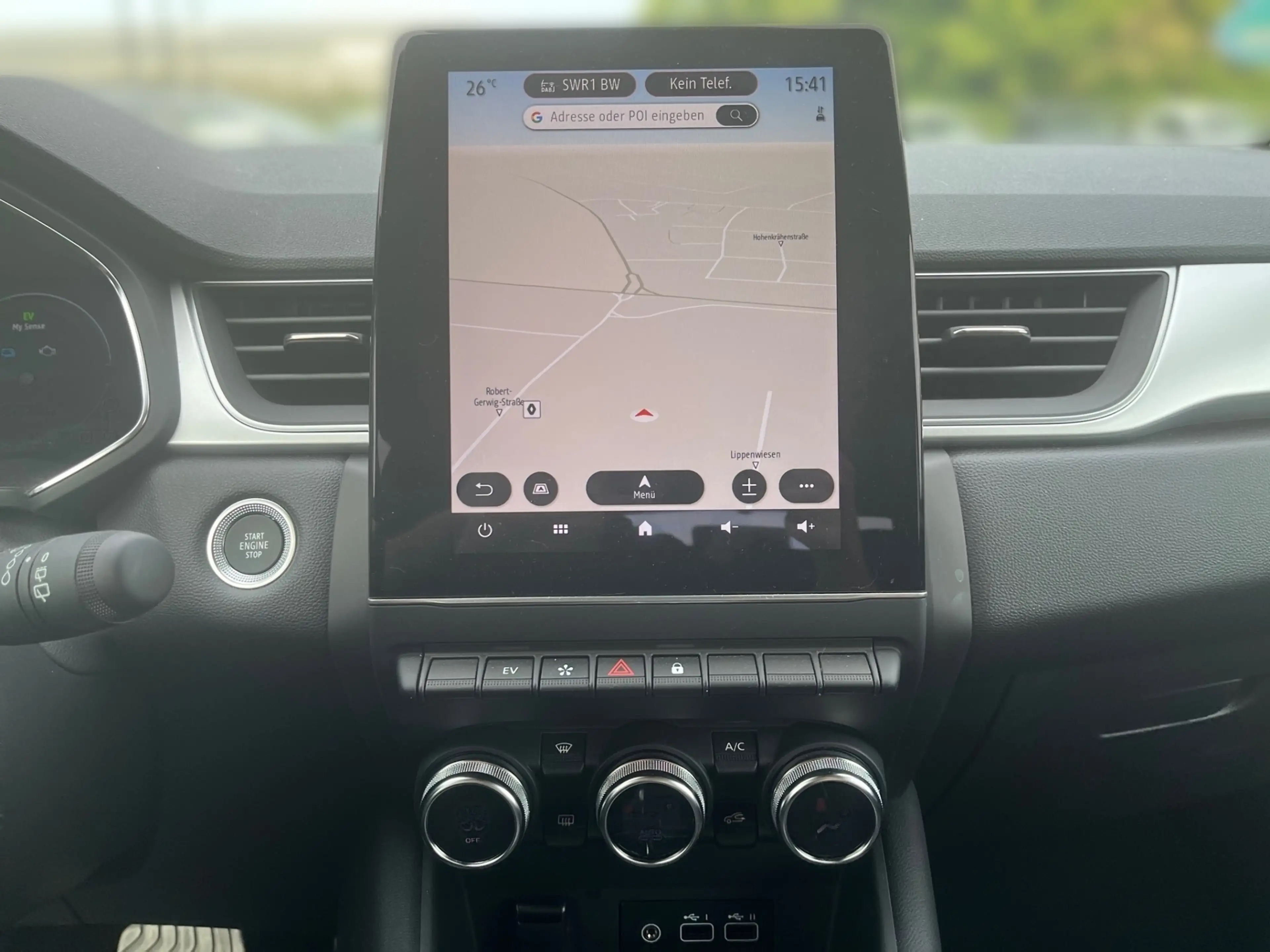 Renault Captur TECHNO Plug-in Hybrid — photo 10