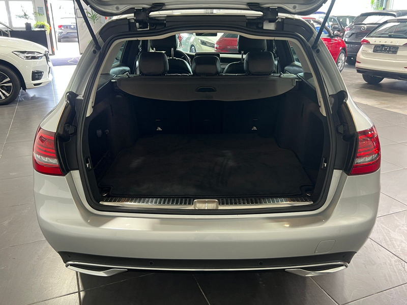 Mercedes-Benz C 200 T Automatik **LED*Navi*Kamera*Temp** — photo 5