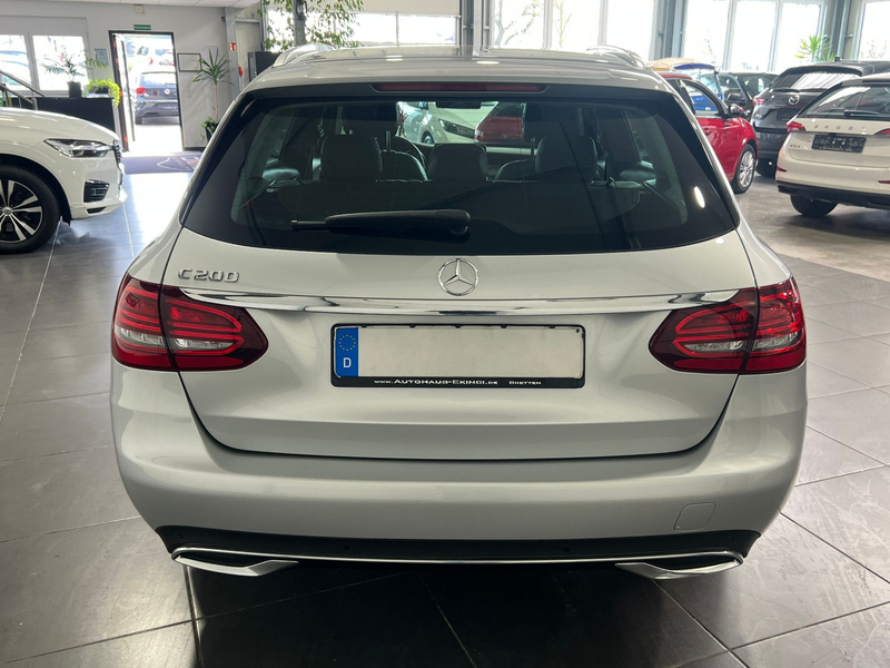 Mercedes-Benz C 200 T Automatik **LED*Navi*Kamera*Temp** — photo 4