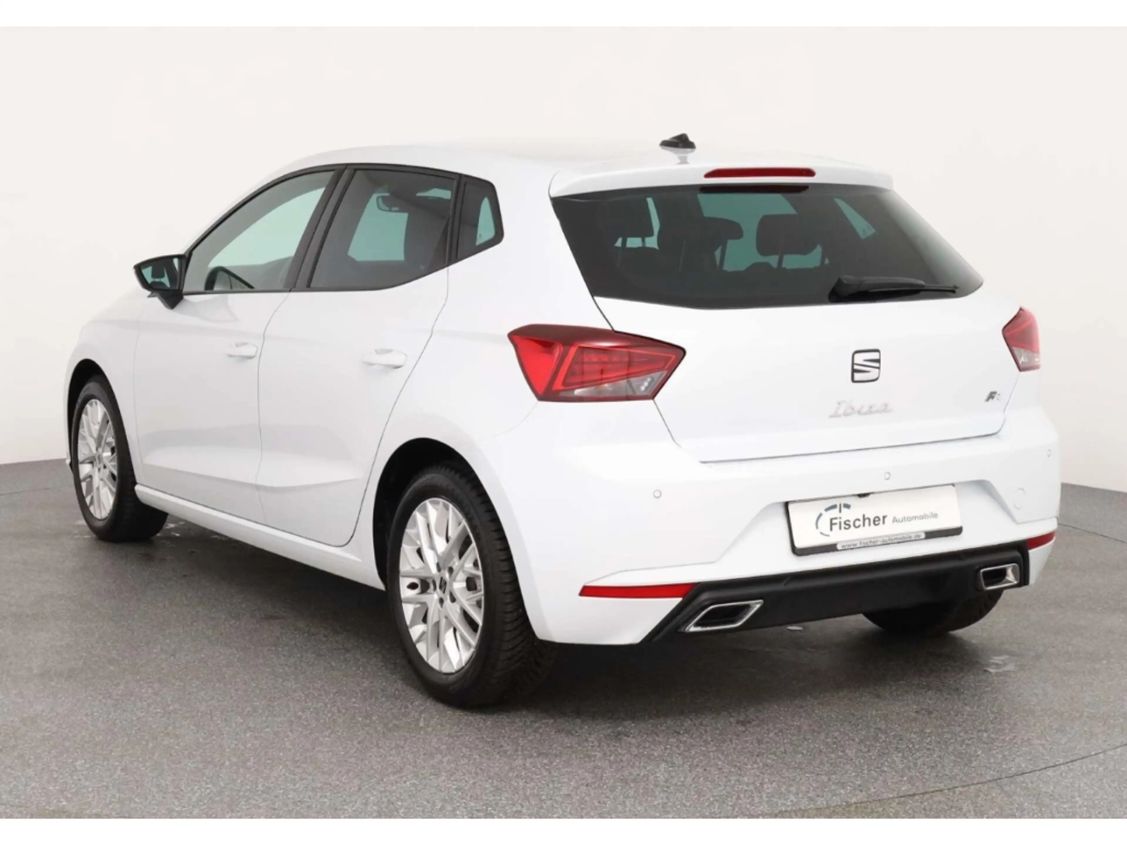 SEAT Ibiza 1.5 TSI FR — photo 4