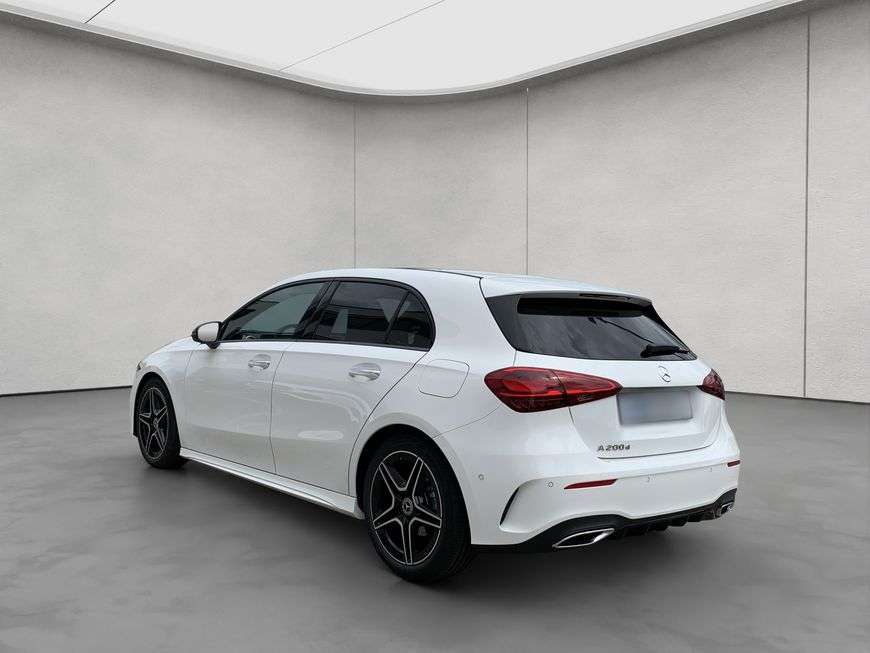 Mercedes-Benz A 200