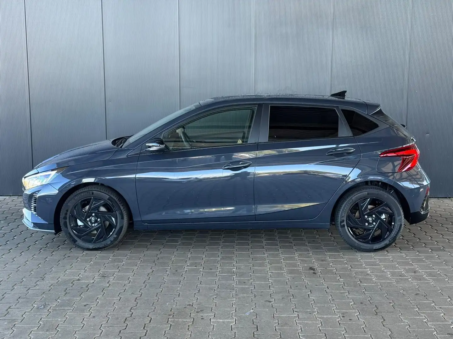 Hyundai i20 Style 1.0 T-GDI BLACK LINE / Navi Fernlichtassi... Grau - 2