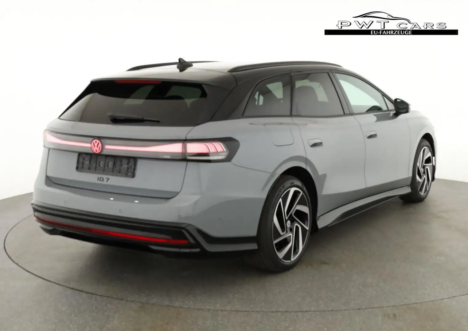 Volkswagen ID.7 Kombi Pro S 210 kW Tourer Black Style, IQ.Light... Grau - 2