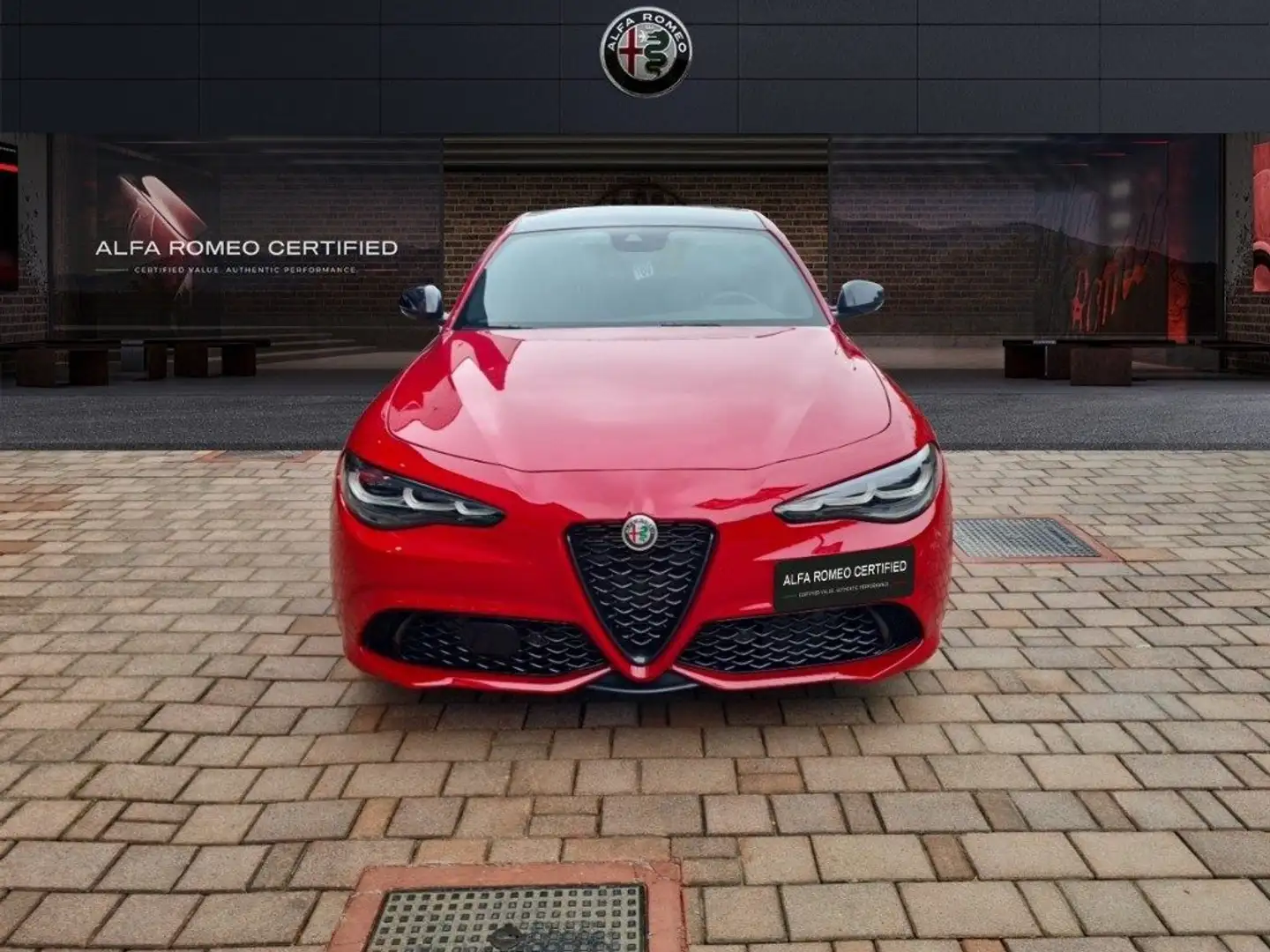 Alfa Romeo Giulia MY24 2200 MJT 210CV TRIBUTO ITALIANO Rood - 2