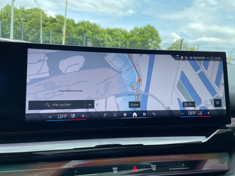 BMW 550 e xDrive Tour. M Sport || AHK Pano el.Sitze — photo 15