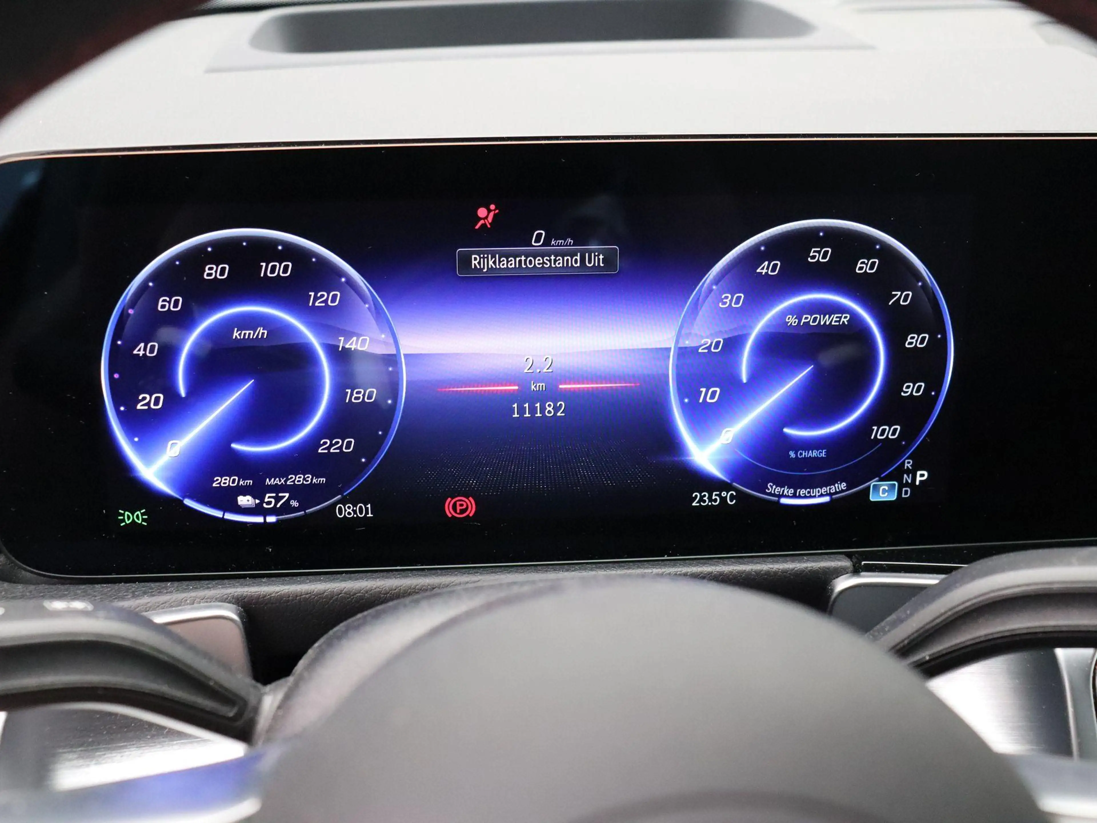 Mercedes-Benz EQB 250 250+ AMG LINE + HEAD UP + BURMESTER + CARPLAY + — photo 11