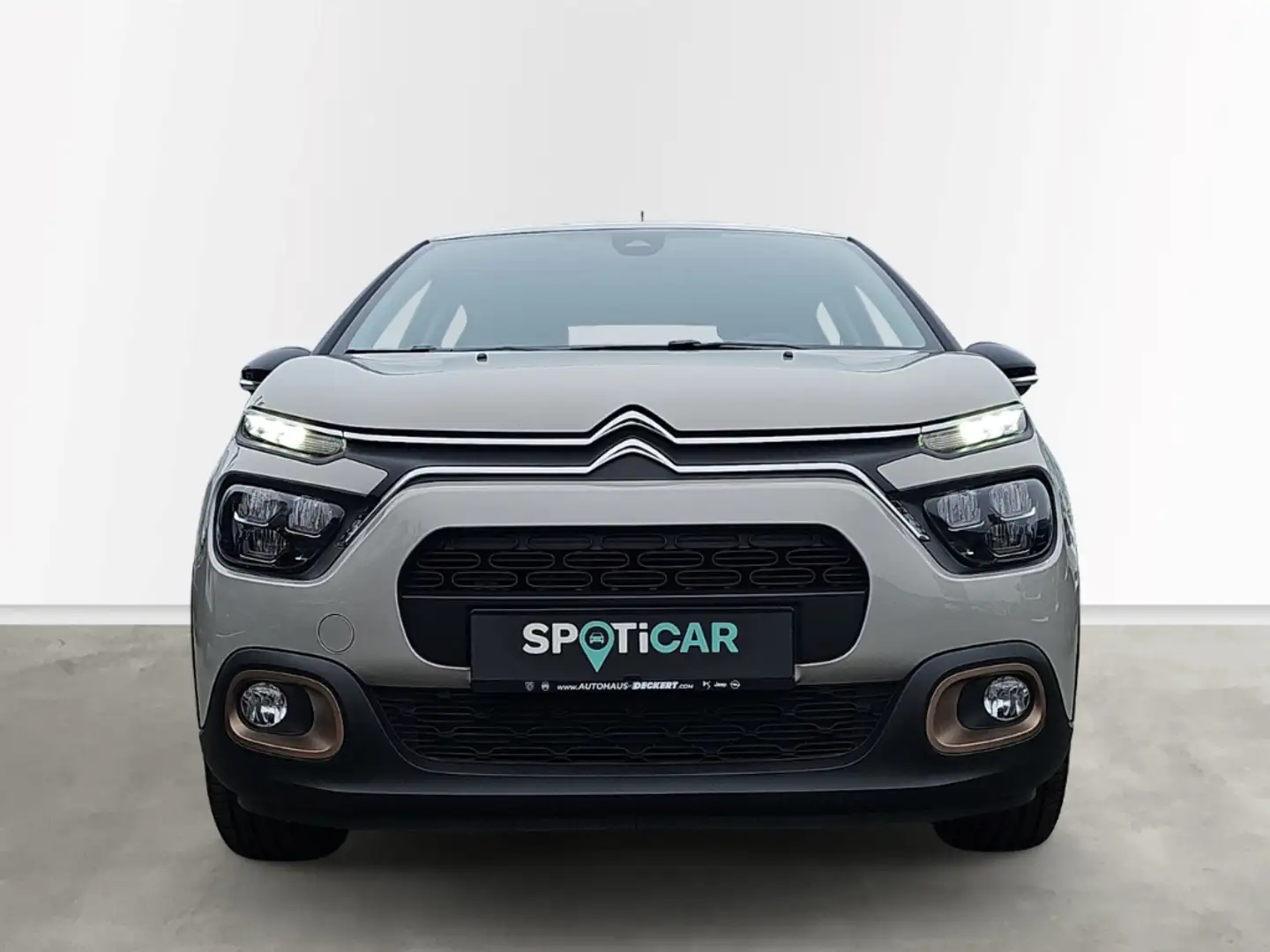 Citroen C3 C-Series 1.2 PureTech 82 LED Klimaautom DAB Spurha Beige - 2