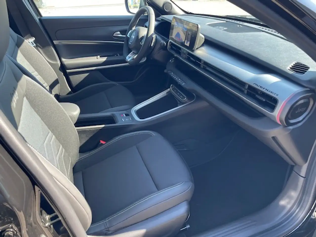 Jeep Avenger 1.2 Turbo e-hybrid Summit 110CV EDCT6 PREZZO REALE 8